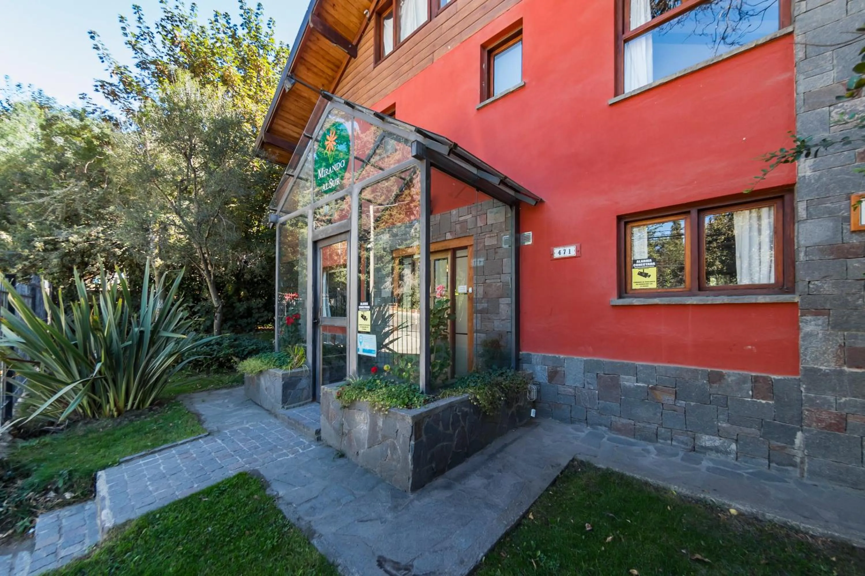 Property building in Mirando al Sur