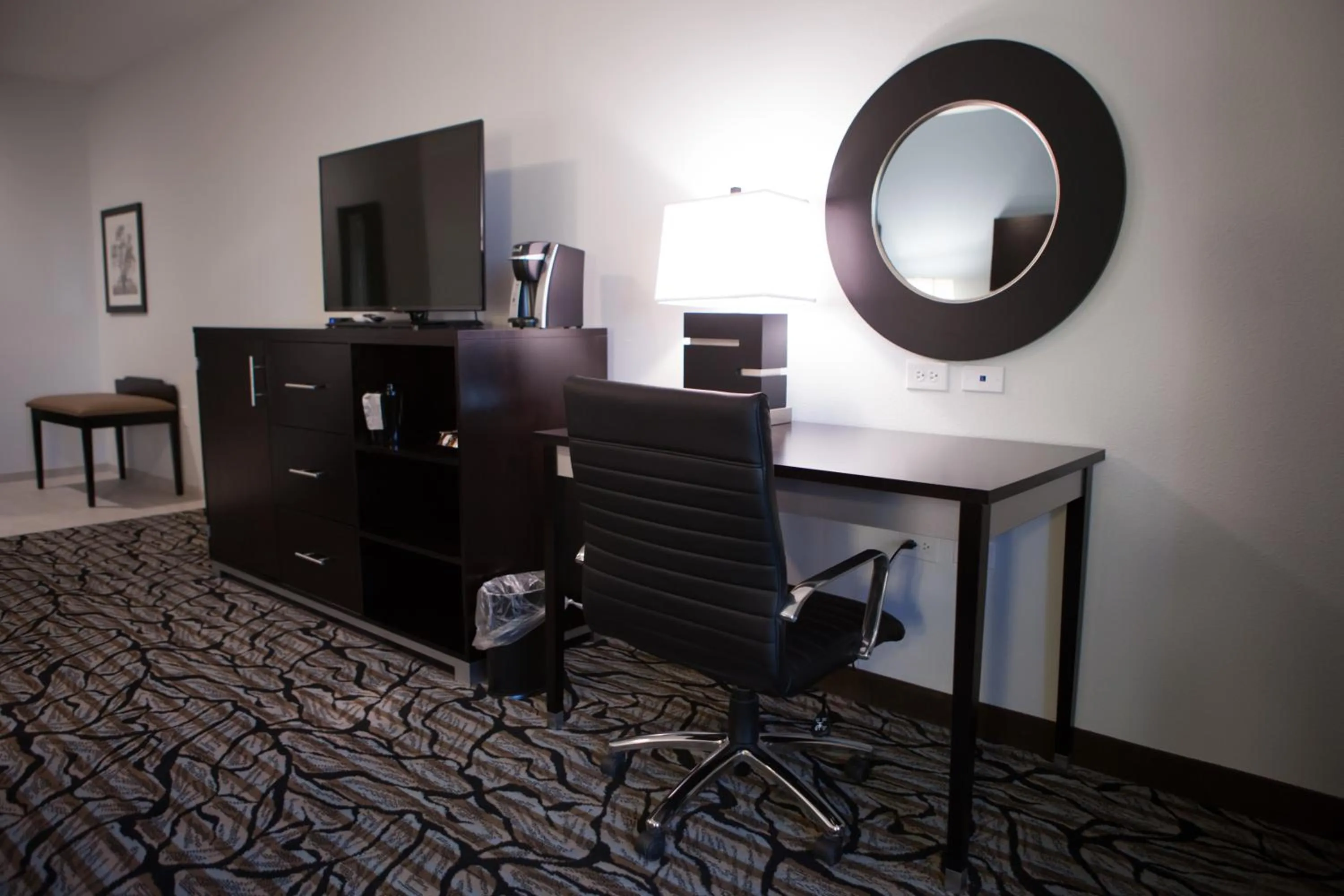 Decorative detail in La Quinta Inn & Suites by Wyndham Lubbock Southwest