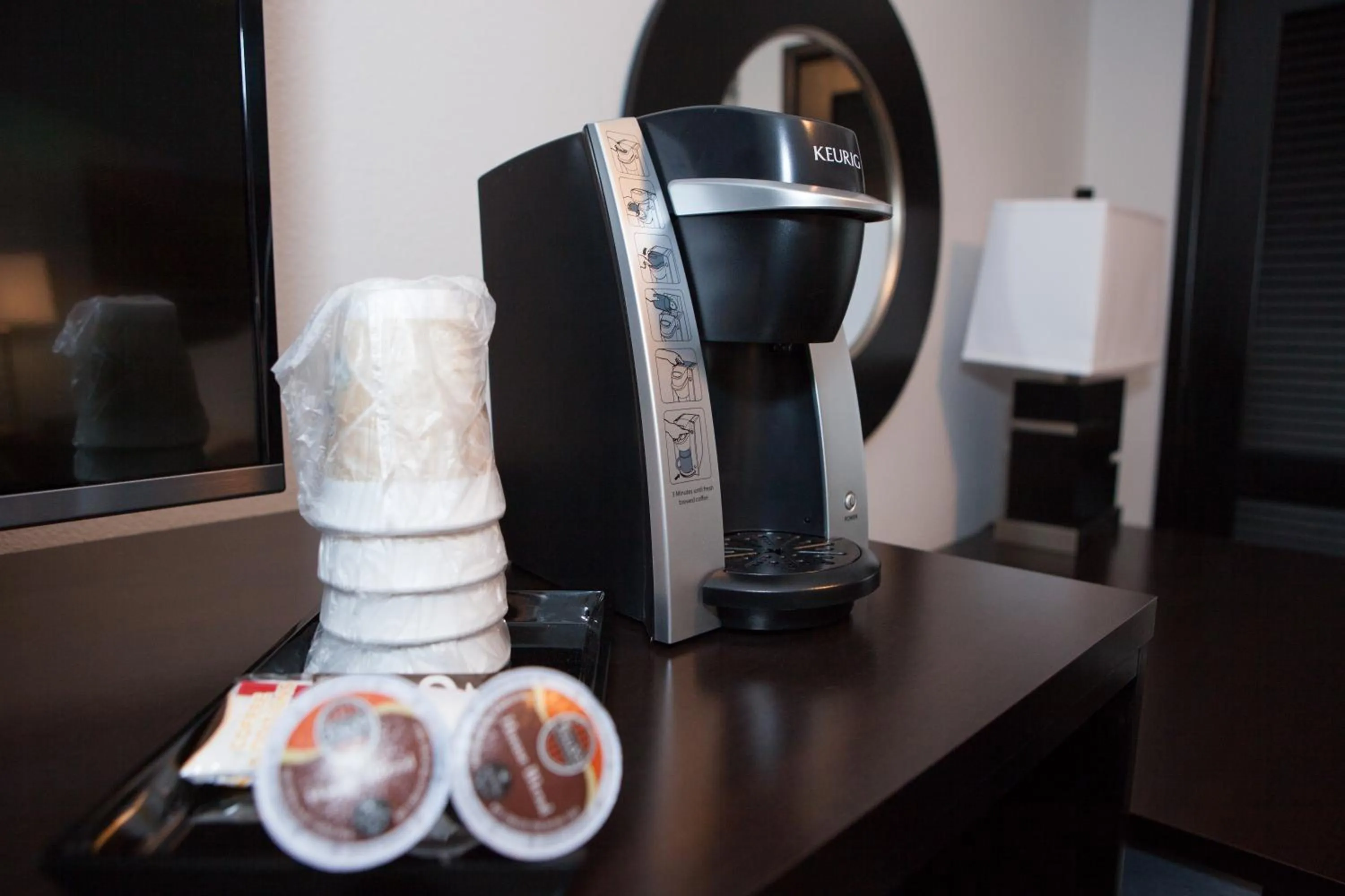 Coffee/tea facilities in La Quinta Inn & Suites by Wyndham Lubbock Southwest
