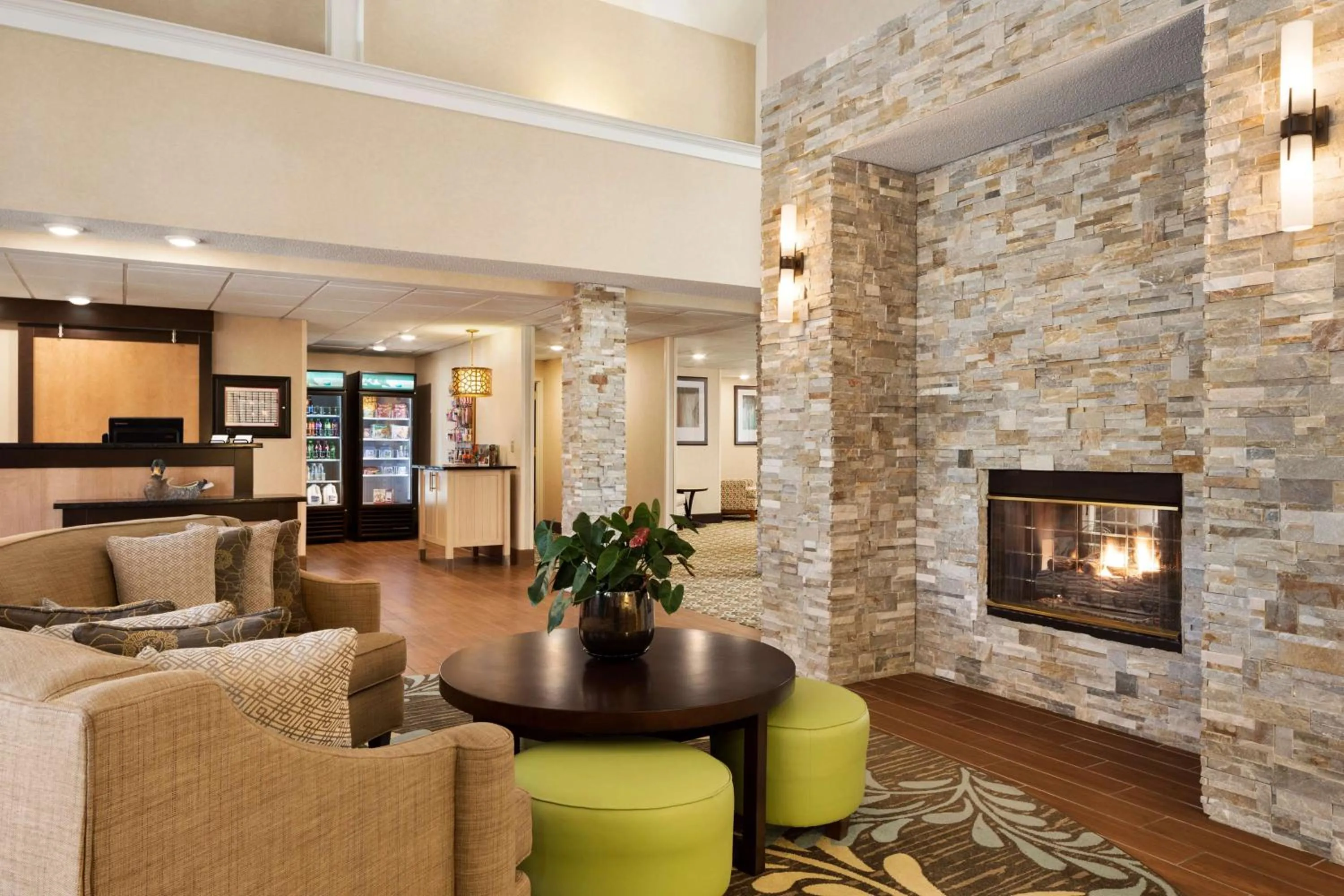 Lobby or reception in Homewood Suites by Hilton Toledo-Maumee