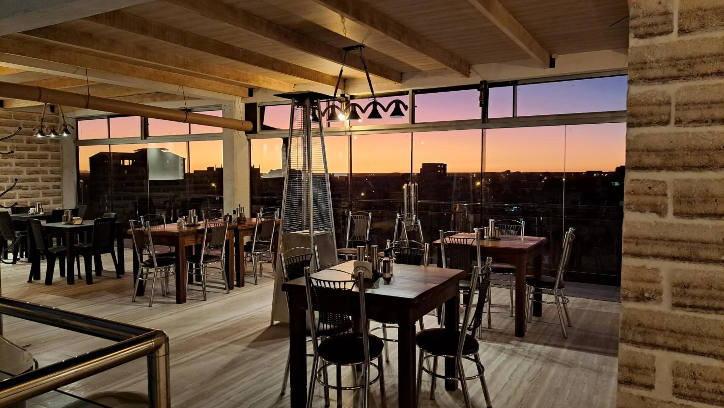 Restaurant/places to eat in Casa de Sal - Salt Hotel