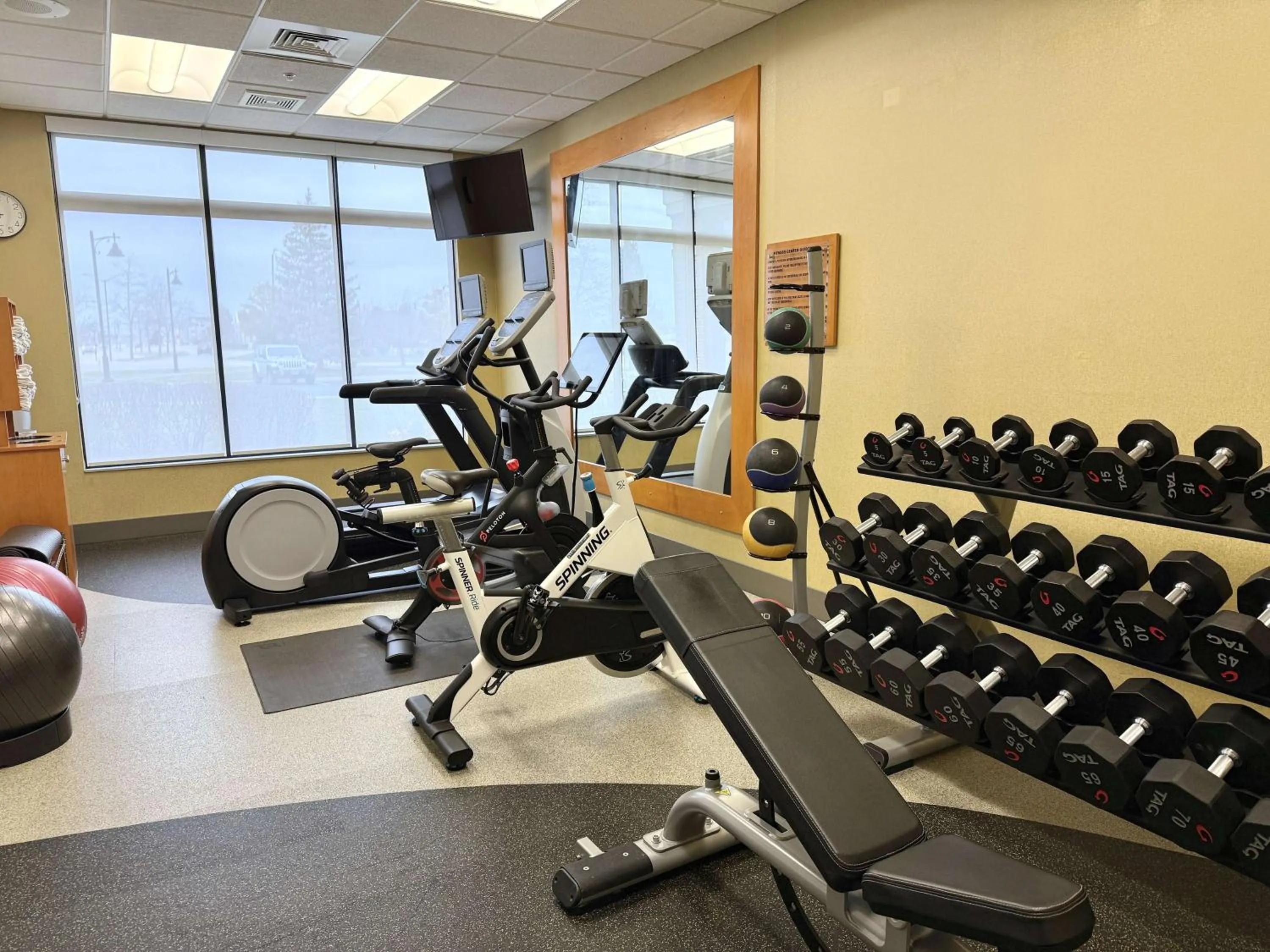 Fitness centre/facilities in Hilton Garden Inn Oconomowoc