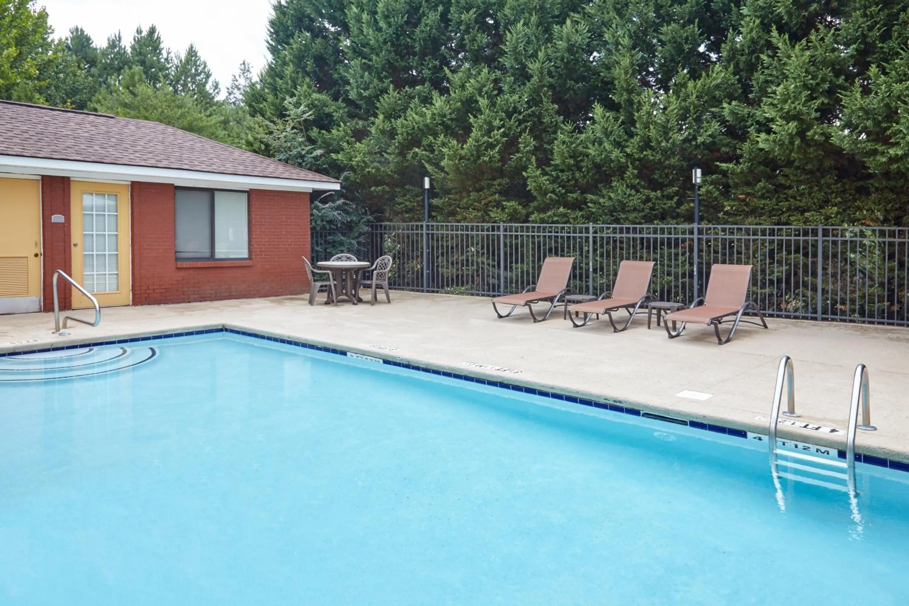 Swimming Pool in Holiday Inn Express Hotel & Suites Buford-Mall Of Georgia