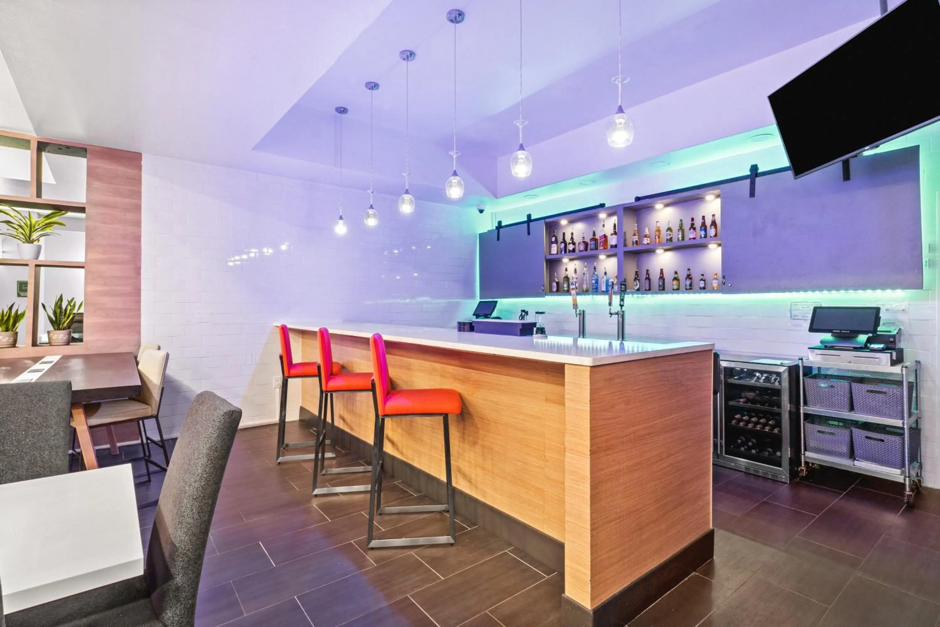 Restaurant/places to eat in Holiday Inn & Suites Bothell an IHG Hotel