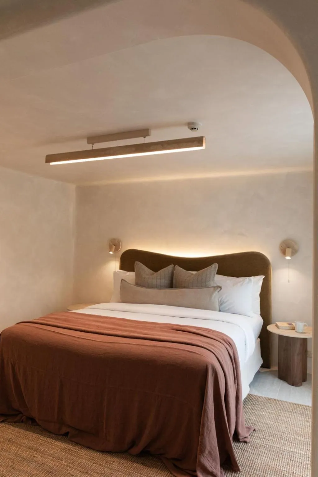 Bed in Medusa Hotel Sydney