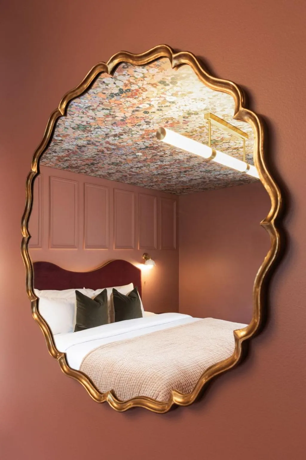 Bed in Medusa Hotel Sydney