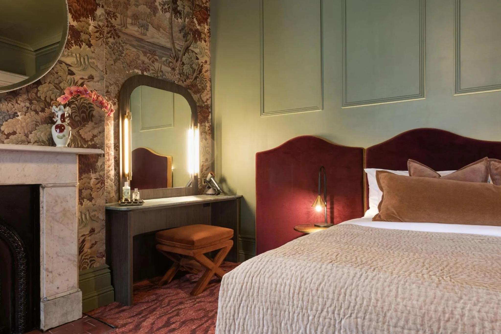 Bed in Medusa Hotel Sydney