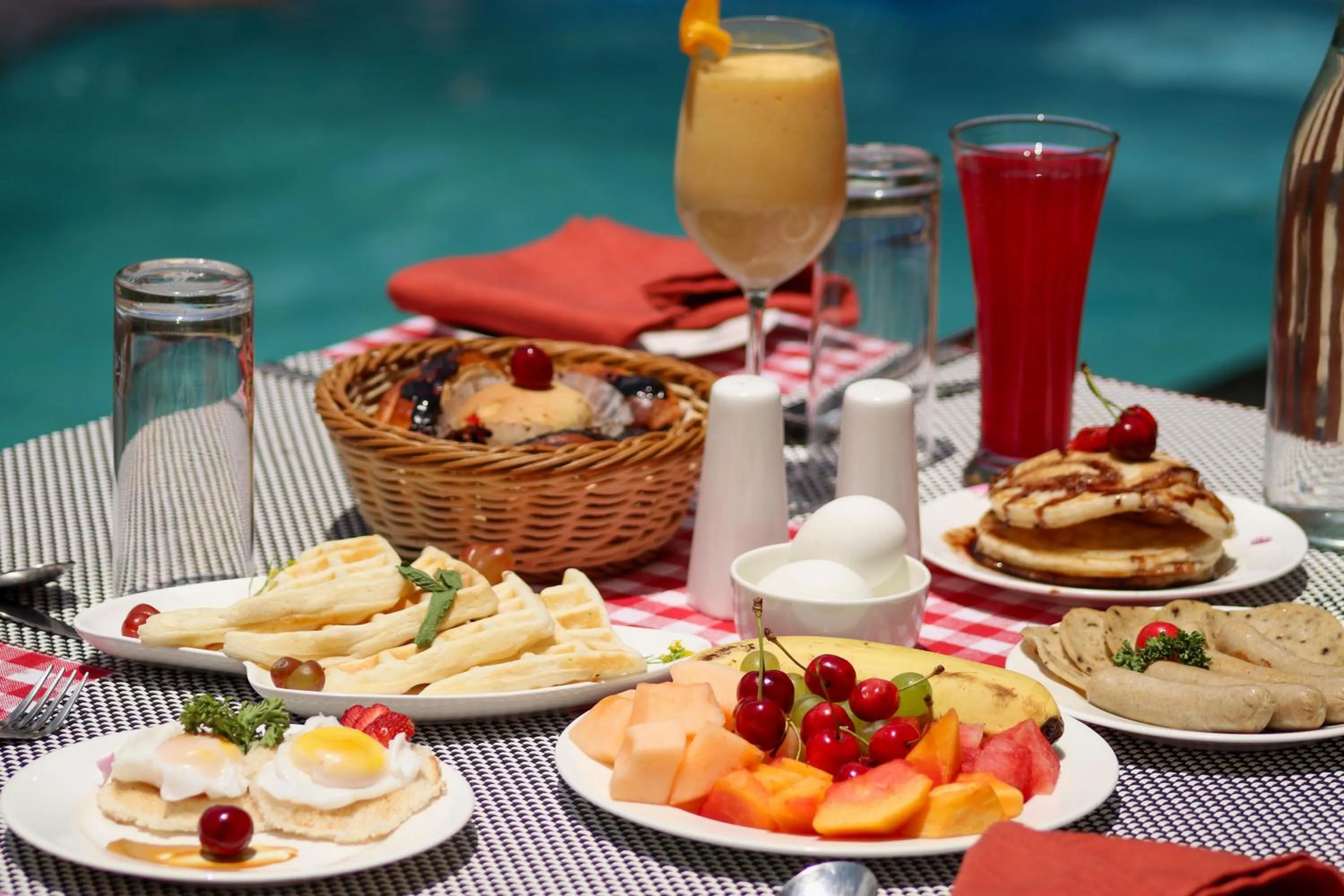 Food and drinks in Shivadya - A Luxury Boutique Experience