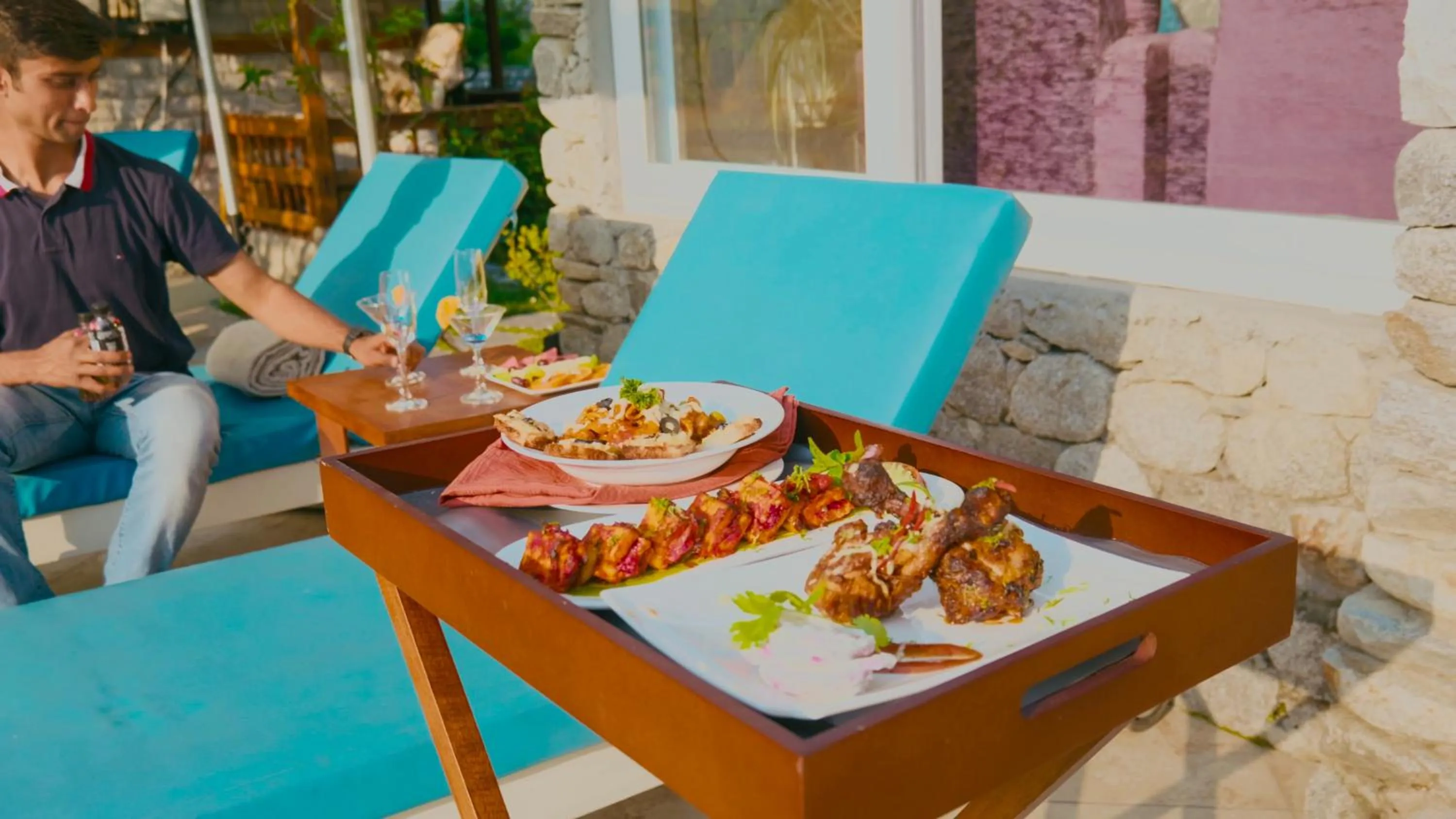 Restaurant/places to eat in Shivadya - A Luxury Boutique Experience