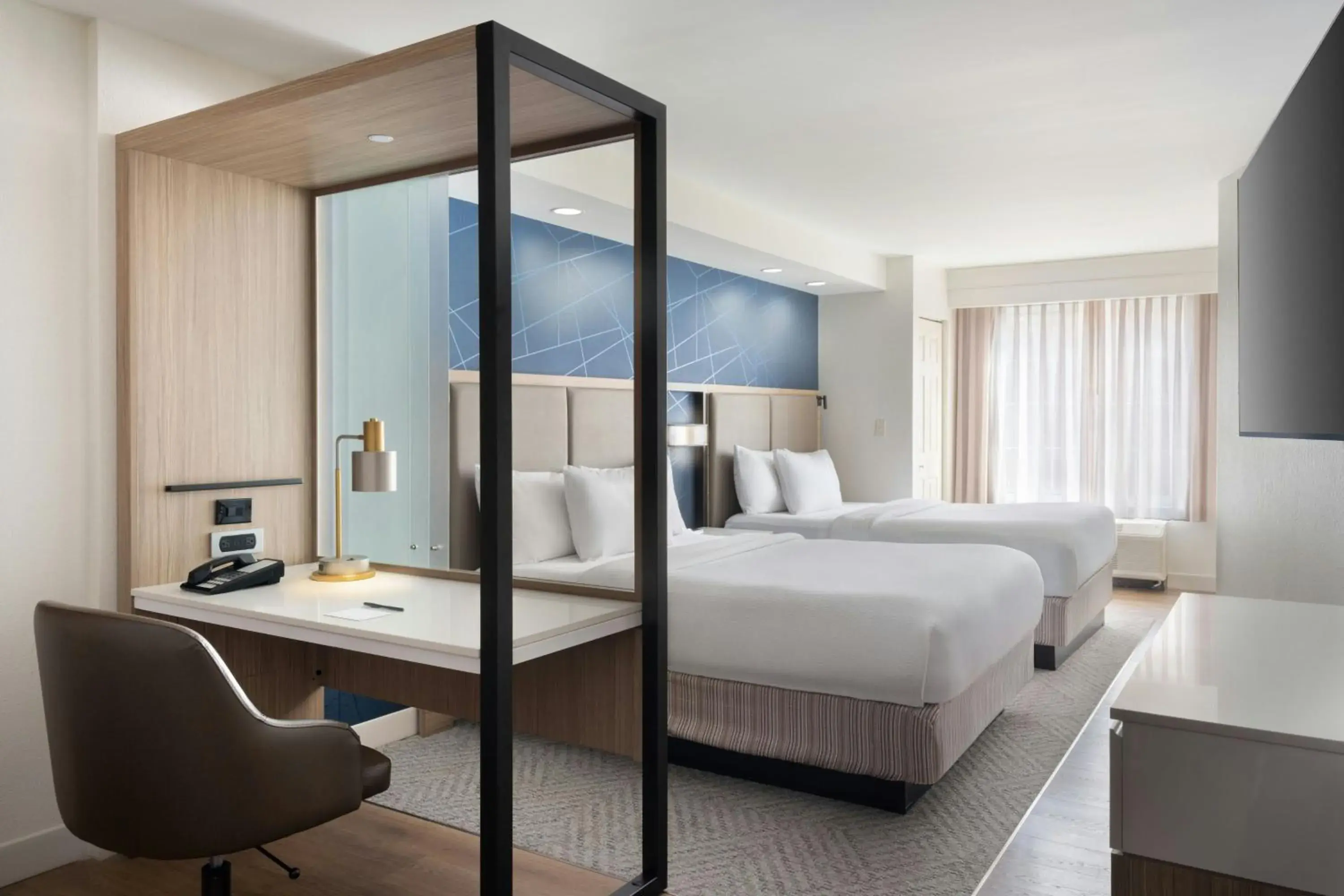 Studio Queen Suite with Sofa Bed - Mobility/Hearing Accessible with Tub in Springhill Suites by Marriott State College Studio Queen Suite with Sofa Bed - Mobility/Hearing Accessible with Tub in Springhill Suites by Marriott State College