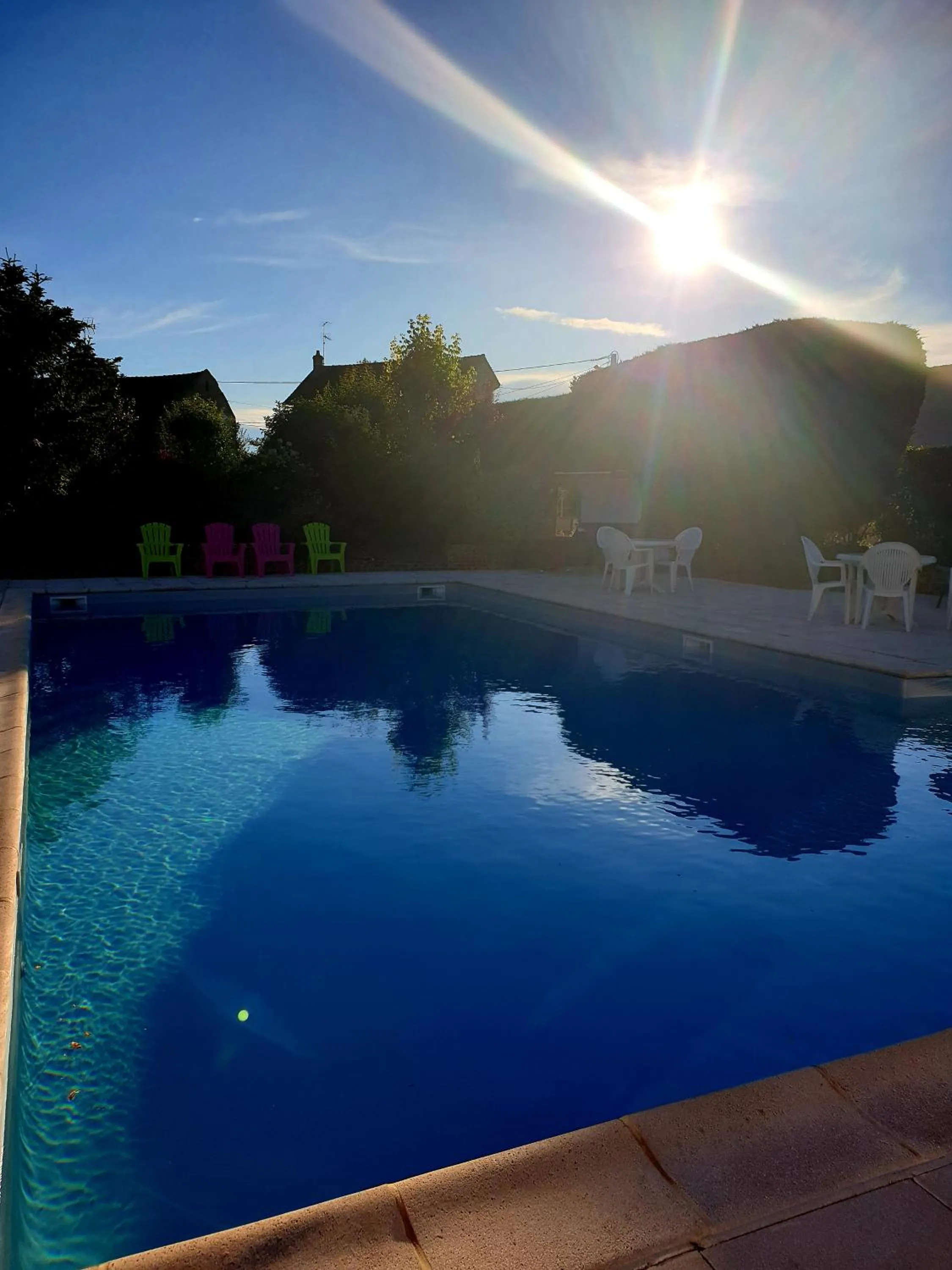 Swimming pool in Brit Hotel Dak Hotel