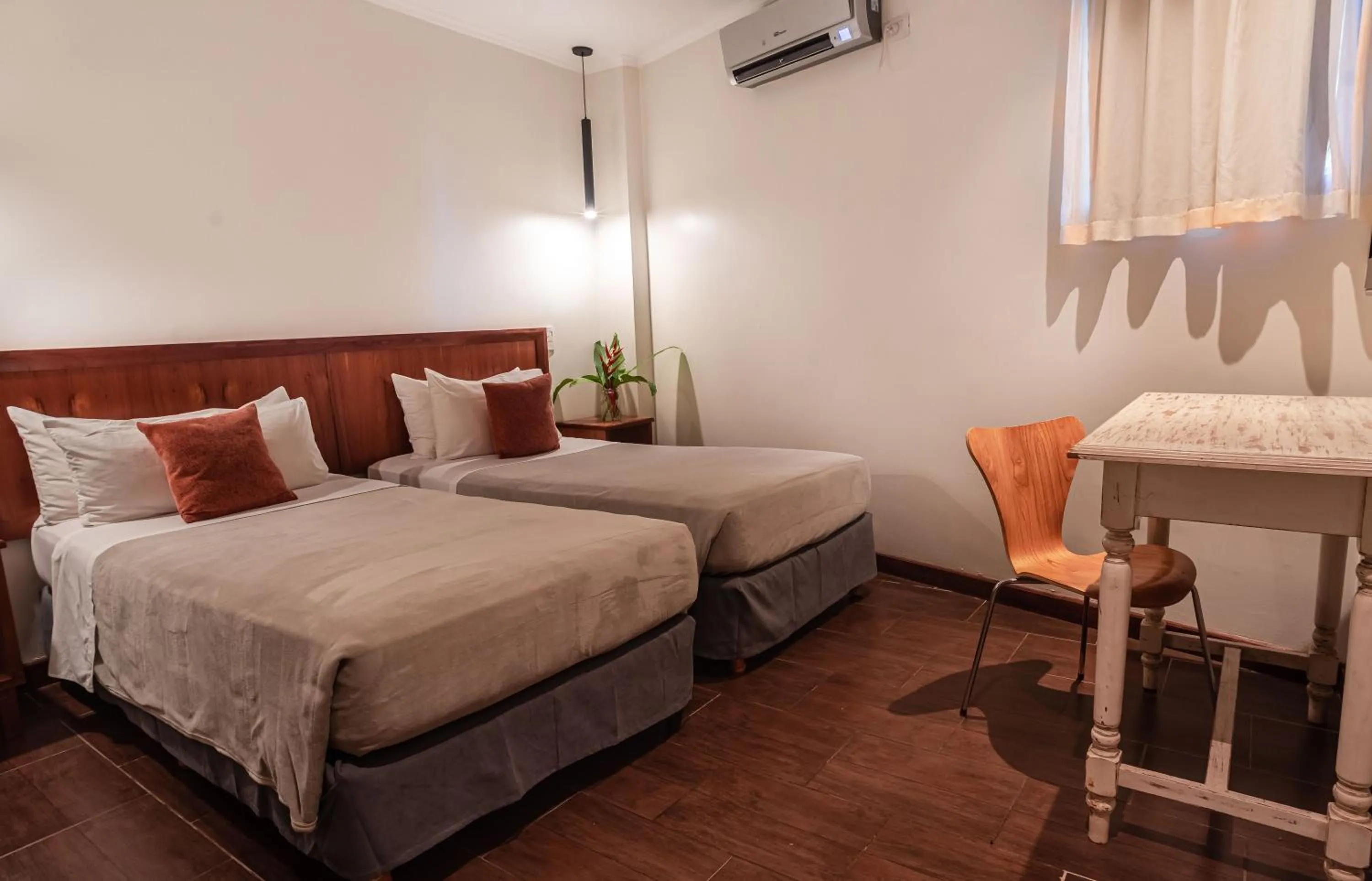 Bed in Hotel Saint George