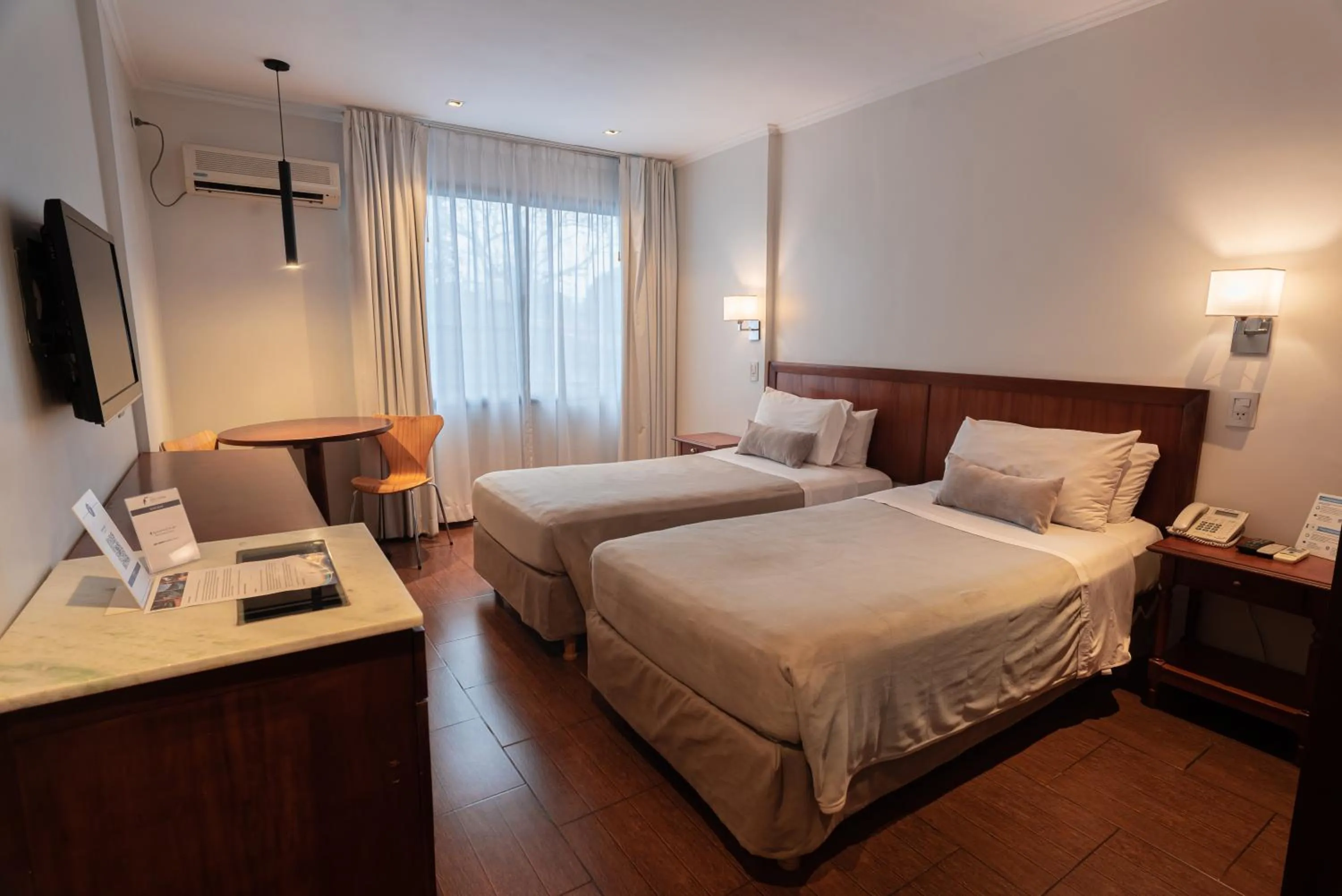 Bed in Hotel Saint George