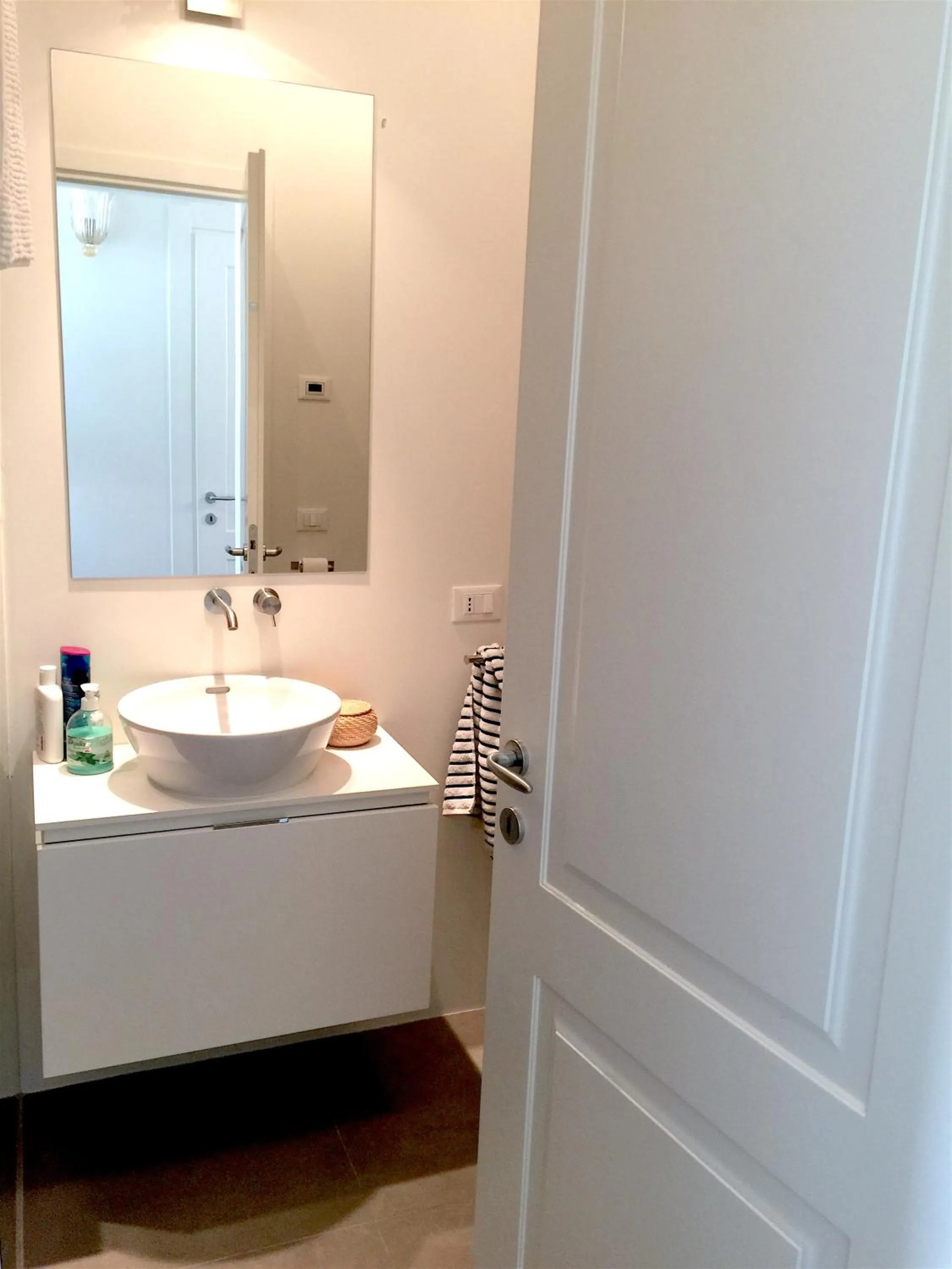 Shower in Cà Farnese