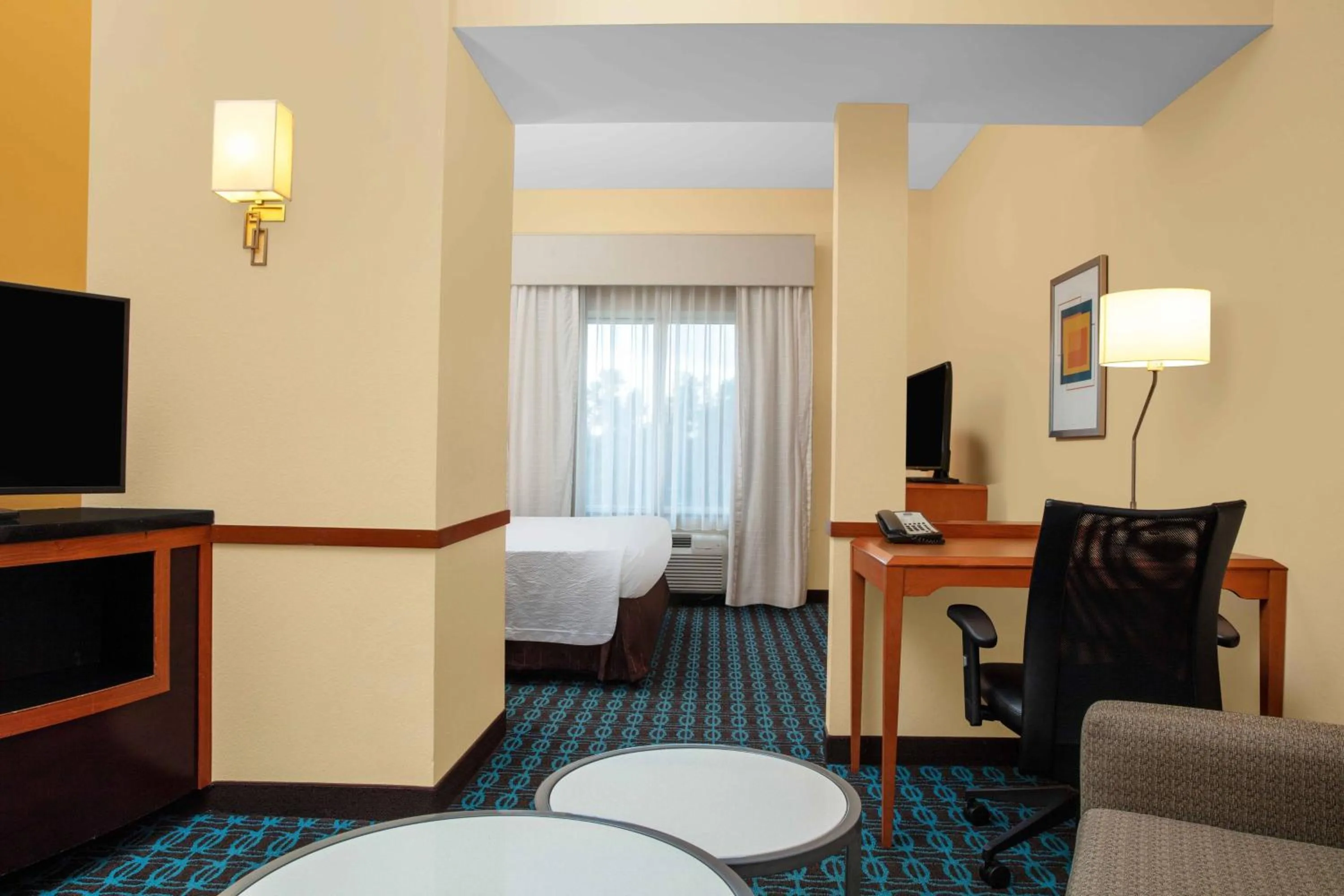 Photo of the whole room, Bed in Fairfield by Marriott Inn and Suites Augusta Fort Eisenhower Area