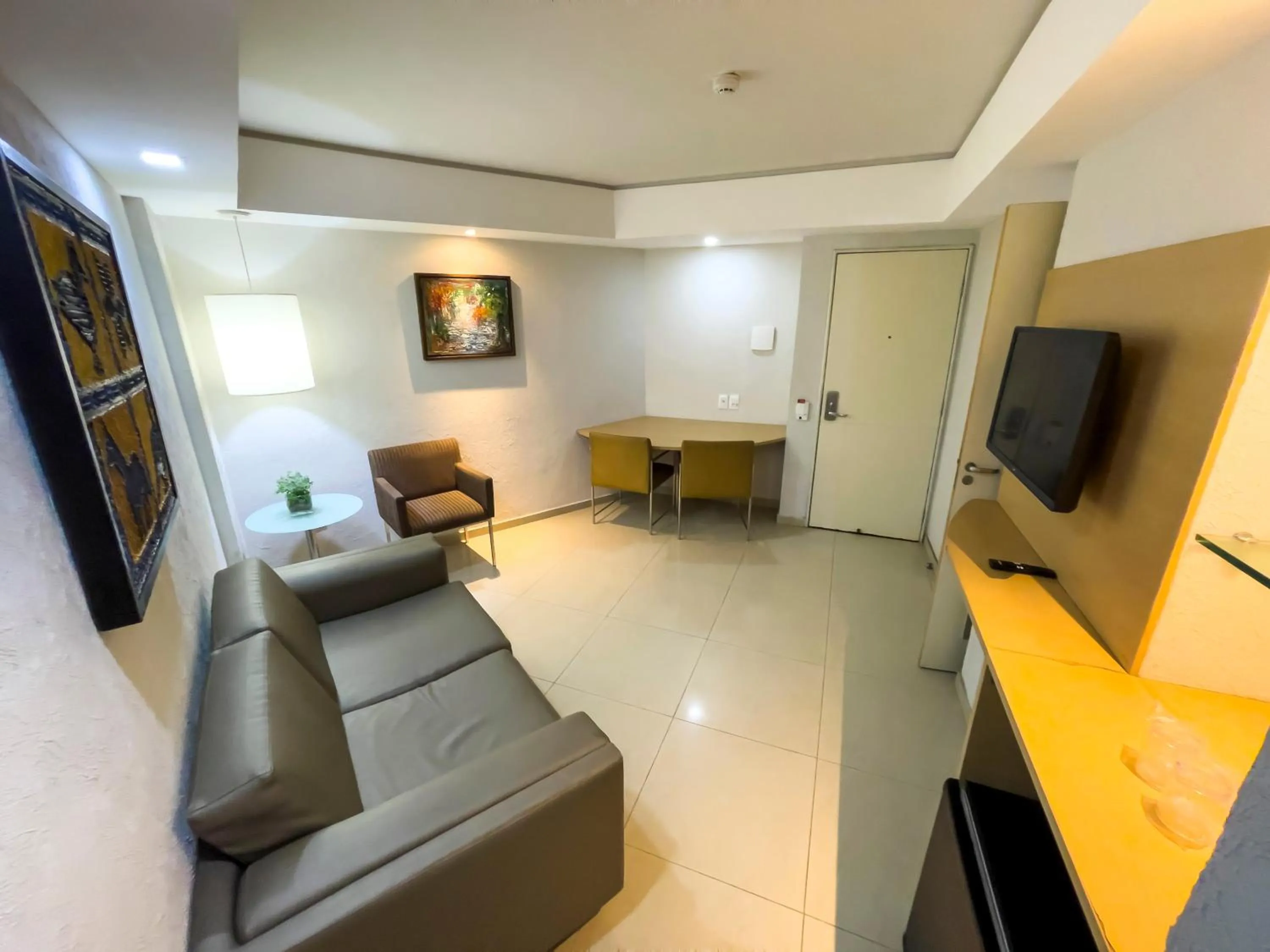 Living room in Marante Plaza Hotel