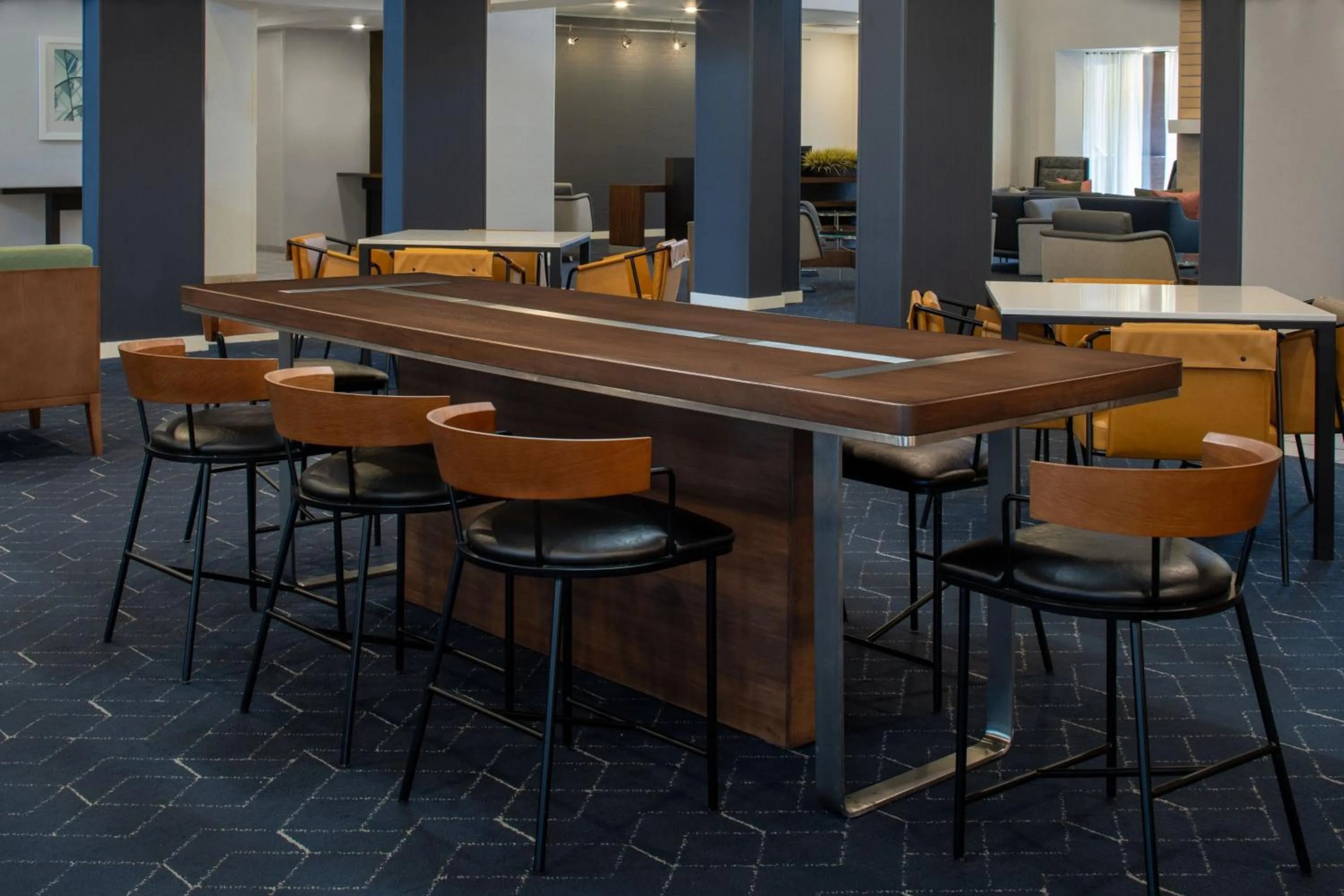 Breakfast in Courtyard by Marriott Decatur