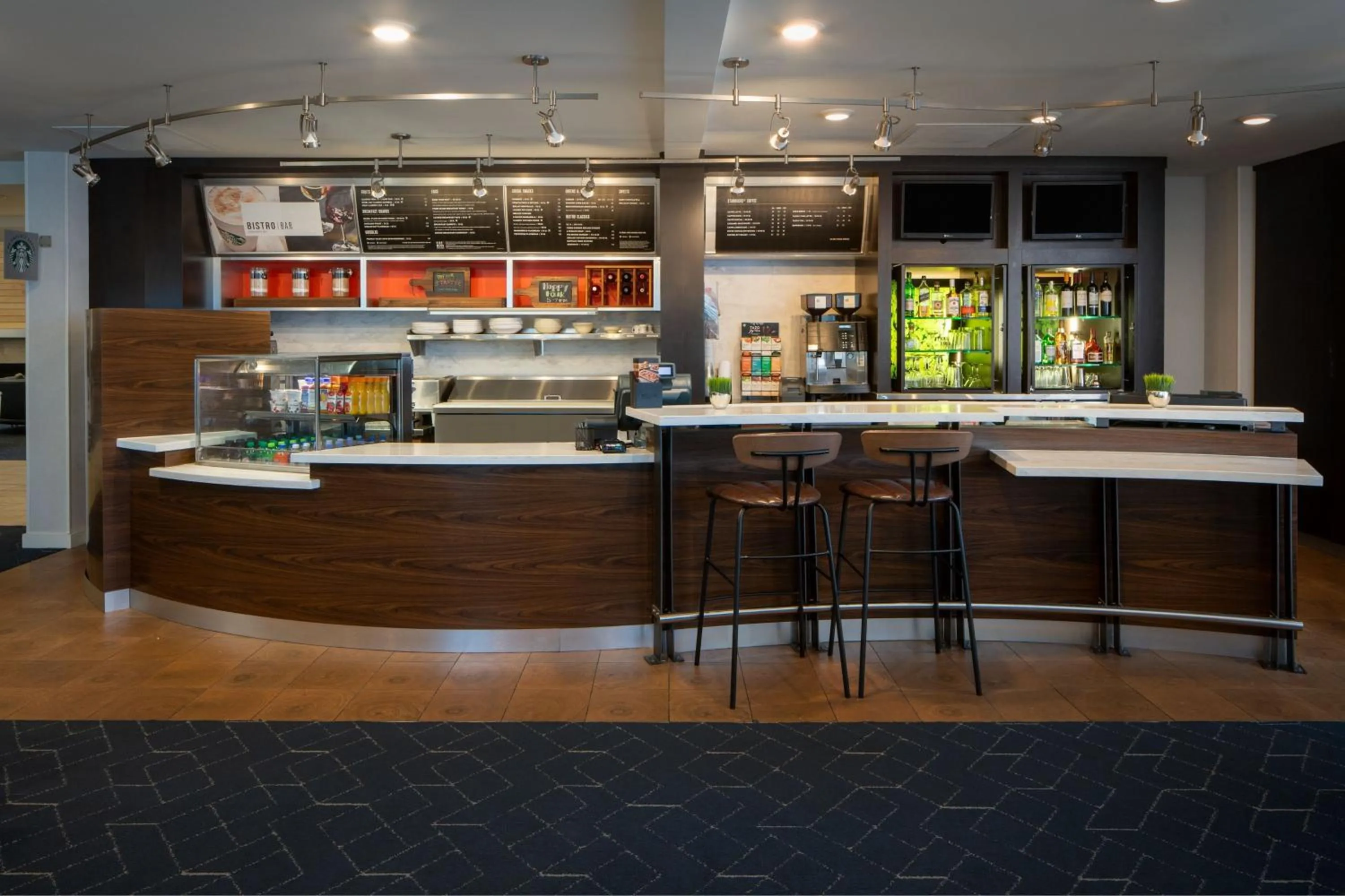 Restaurant/places to eat in Courtyard by Marriott Decatur