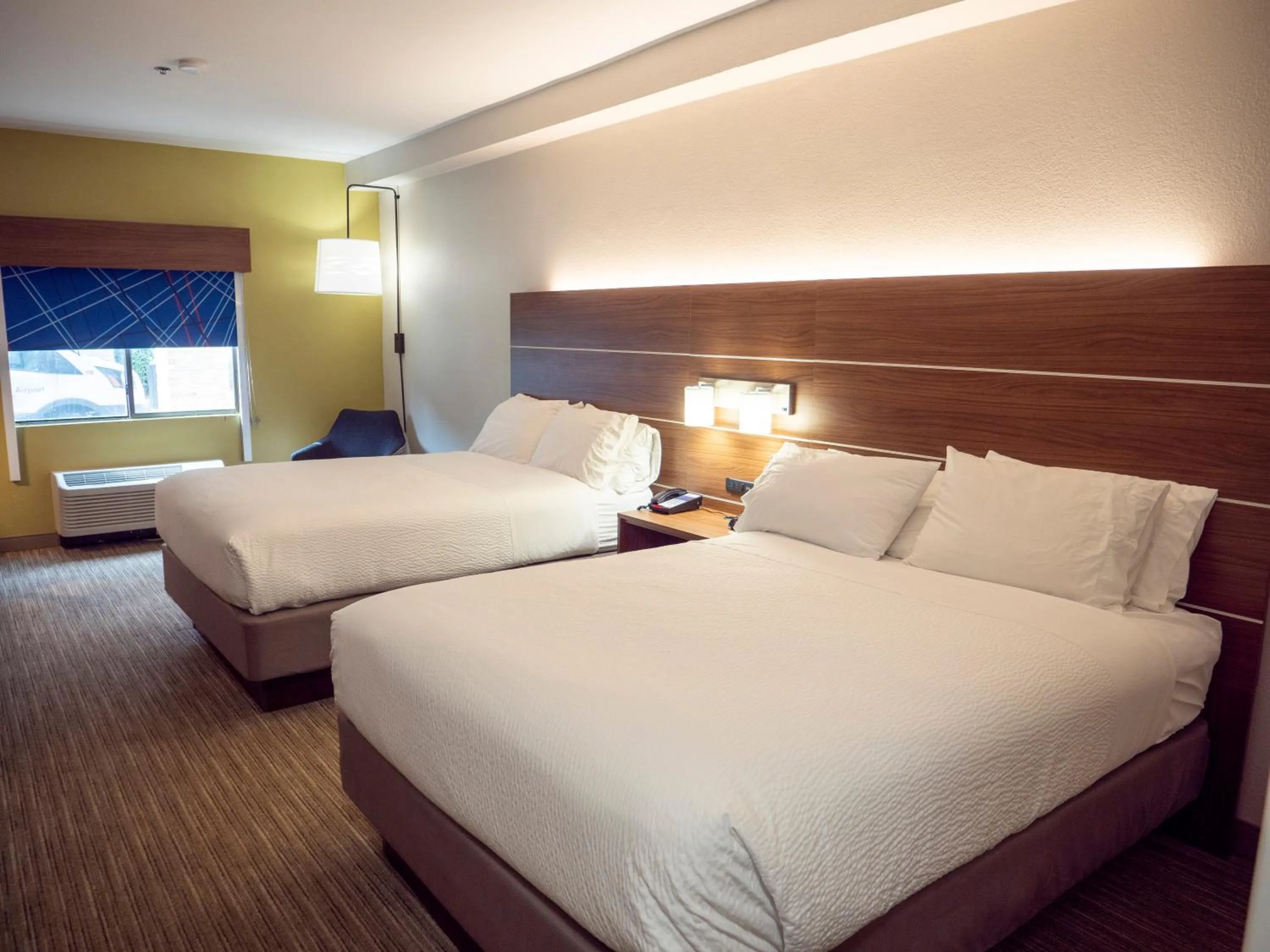 Photo of the whole room, Bed in Holiday Inn Express & Suites Greenville Airport i85 by IHG