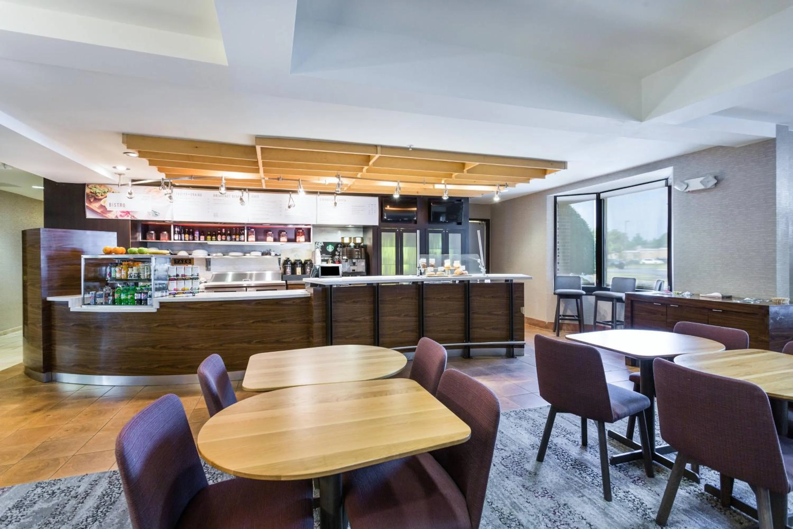 Restaurant/places to eat in Courtyard by Marriott Rocky Mount