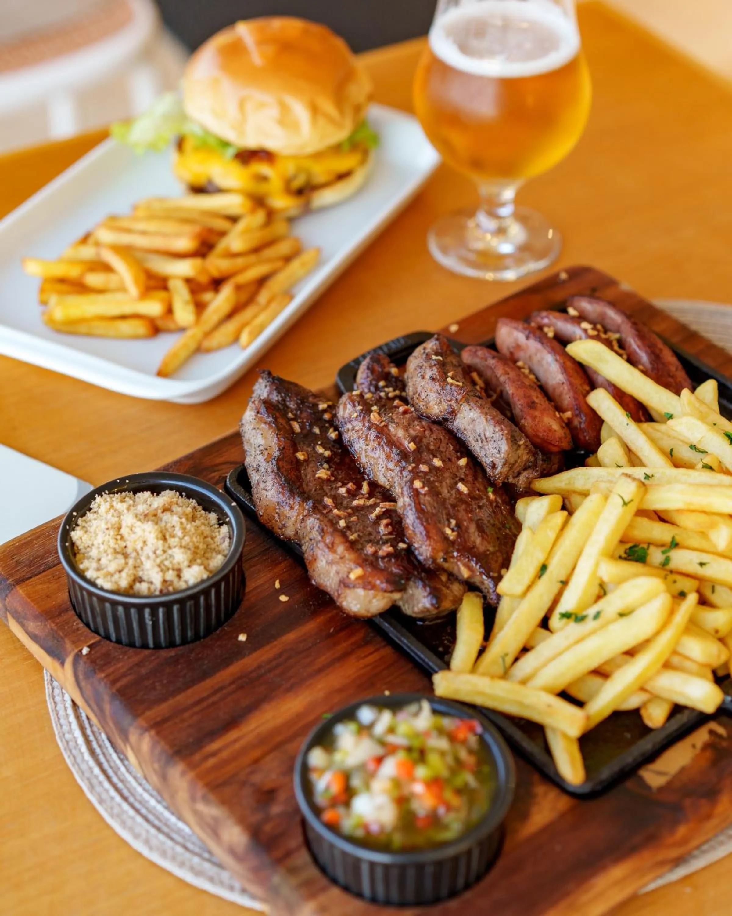 Restaurant/places to eat in Uni Boutique Hotel & Spa