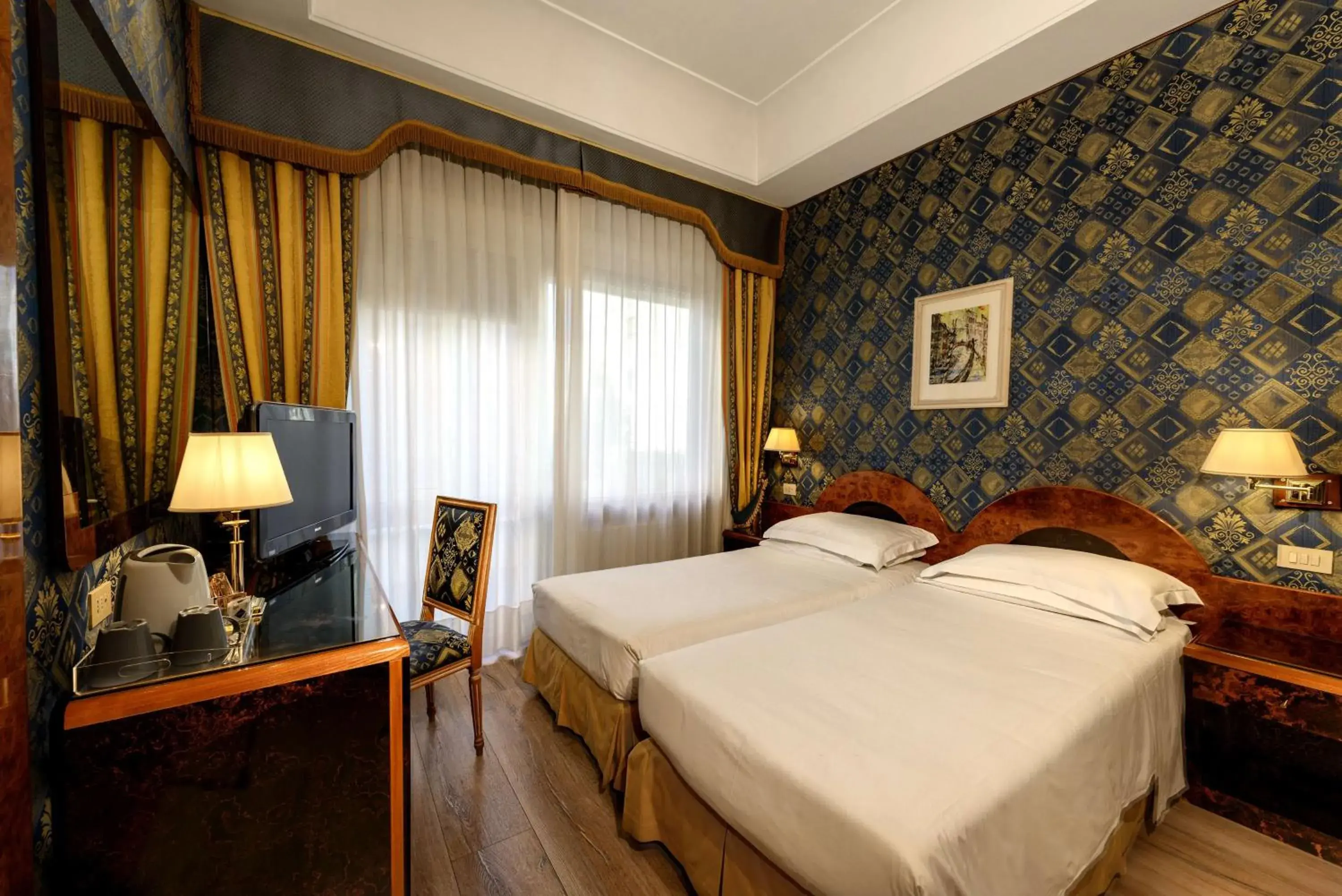Classic Twin Room in Best Western Hotel Rivoli Classic Twin Room in Best Western Hotel Rivoli