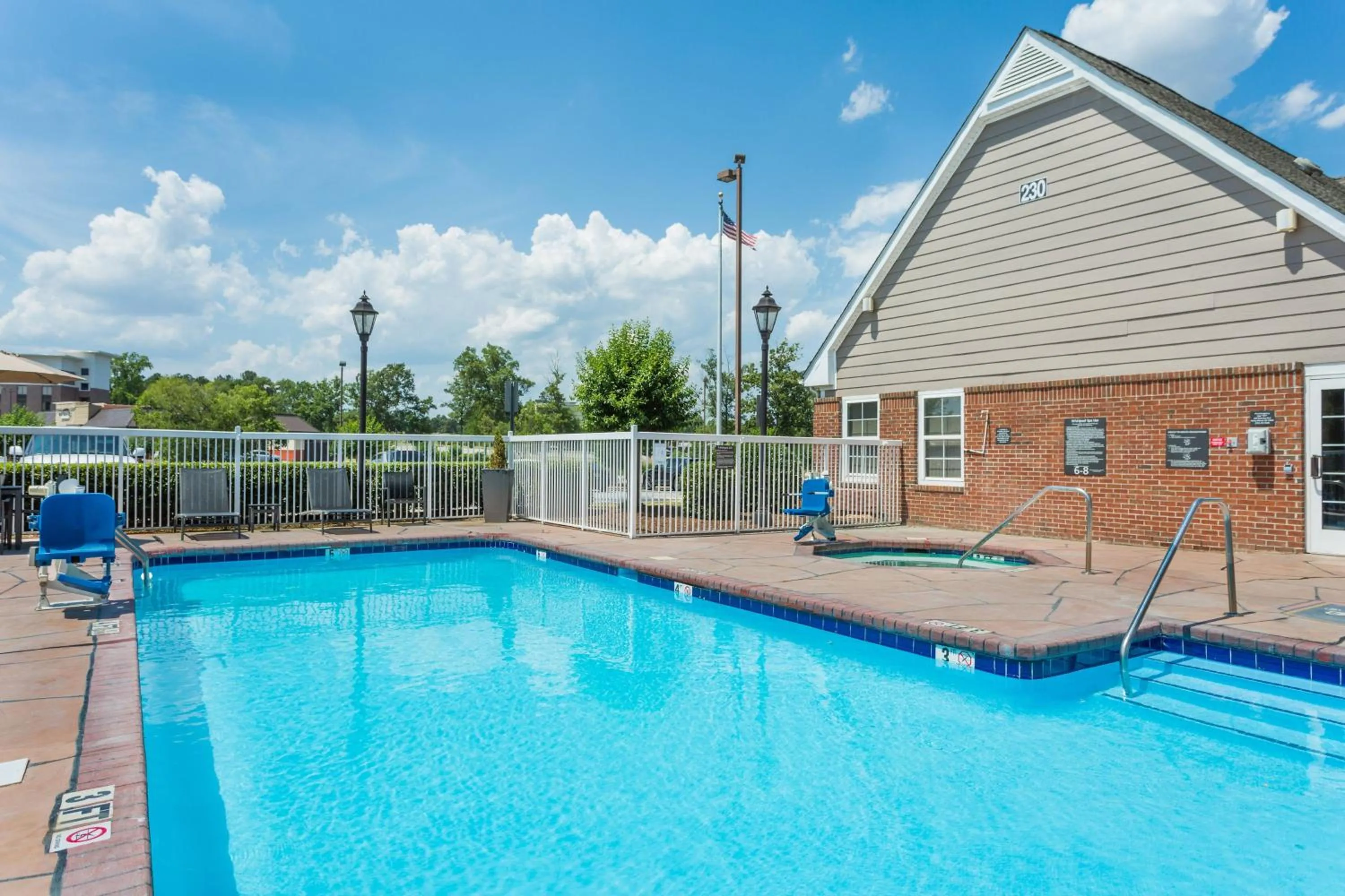 Swimming pool in Residence Inn by Marriott Rocky Mount