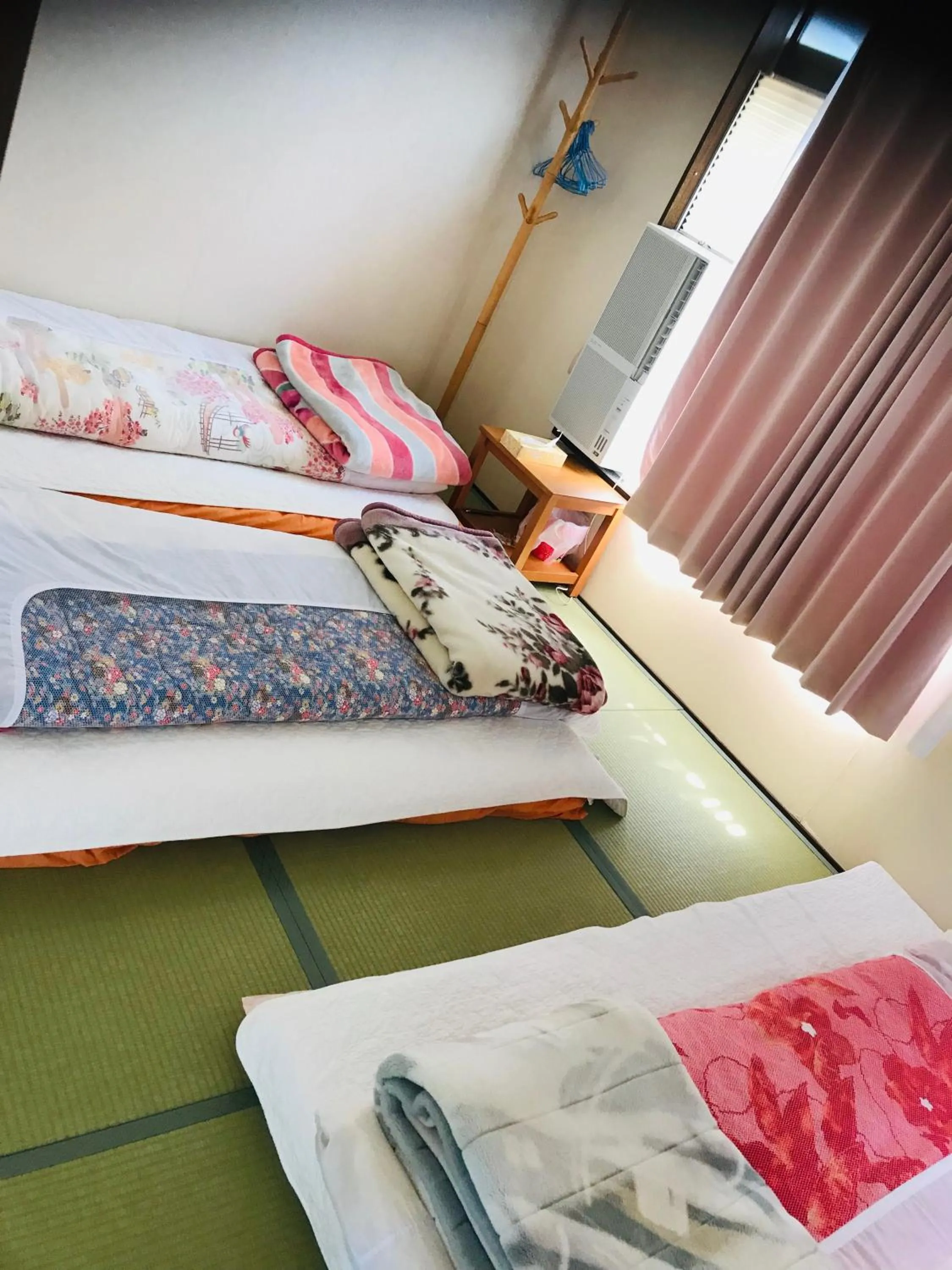 Photo of the whole room, Bed in Minshuku Kaikeibo