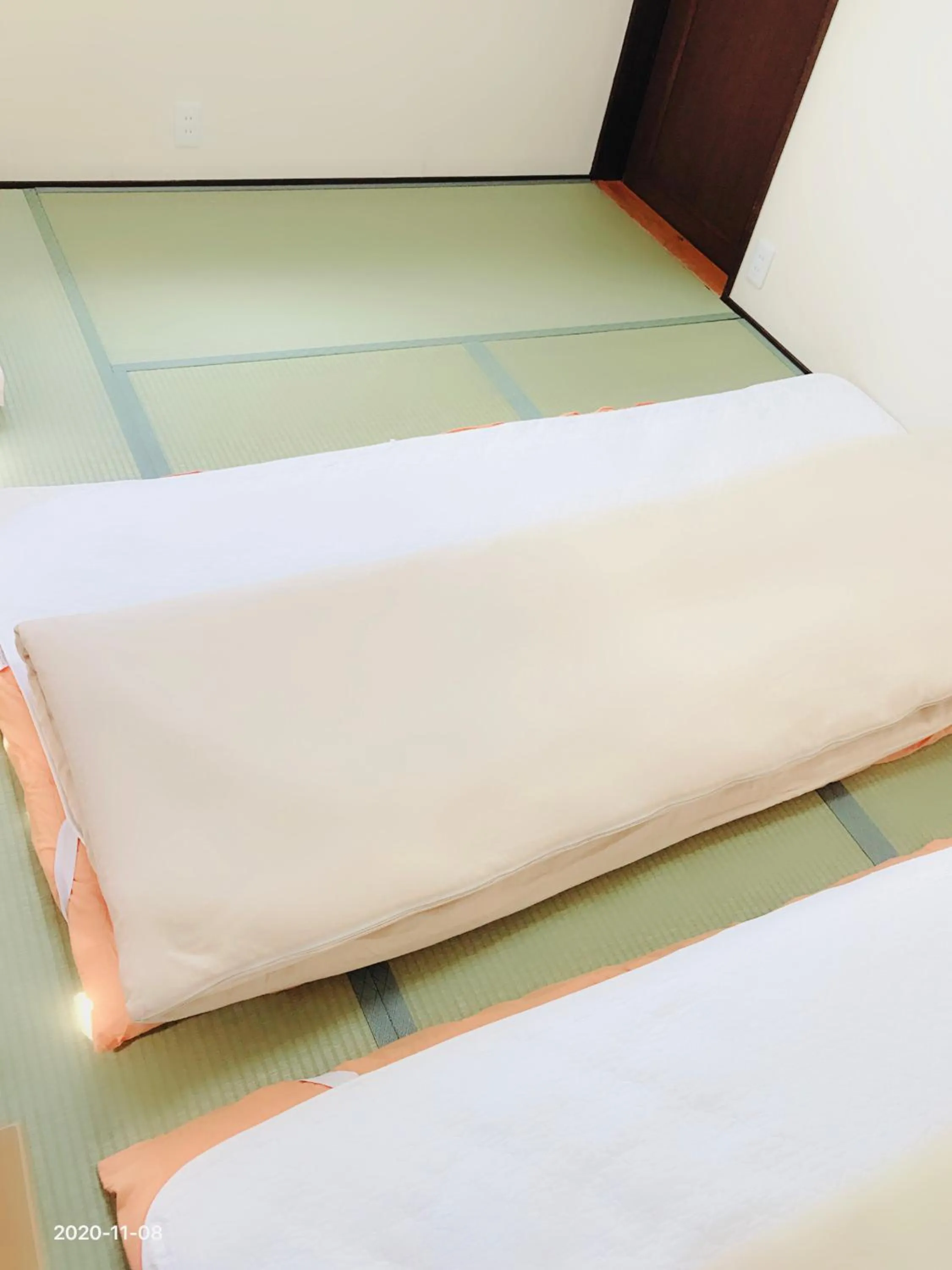 Photo of the whole room, Bed in Minshuku Kaikeibo