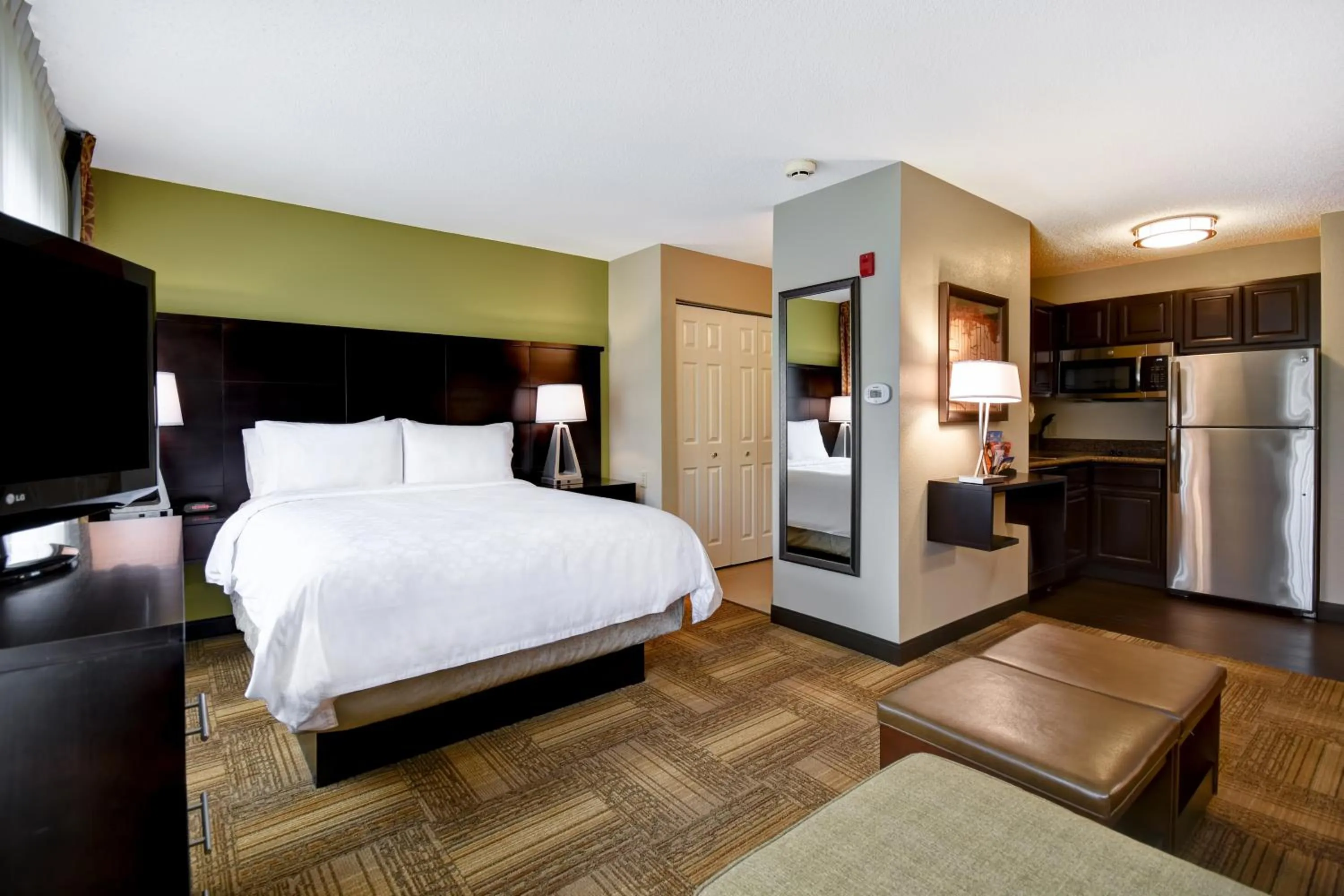 Photo of the whole room, Bed in Staybridge Suites Grand Rapids-Kentwood by IHG