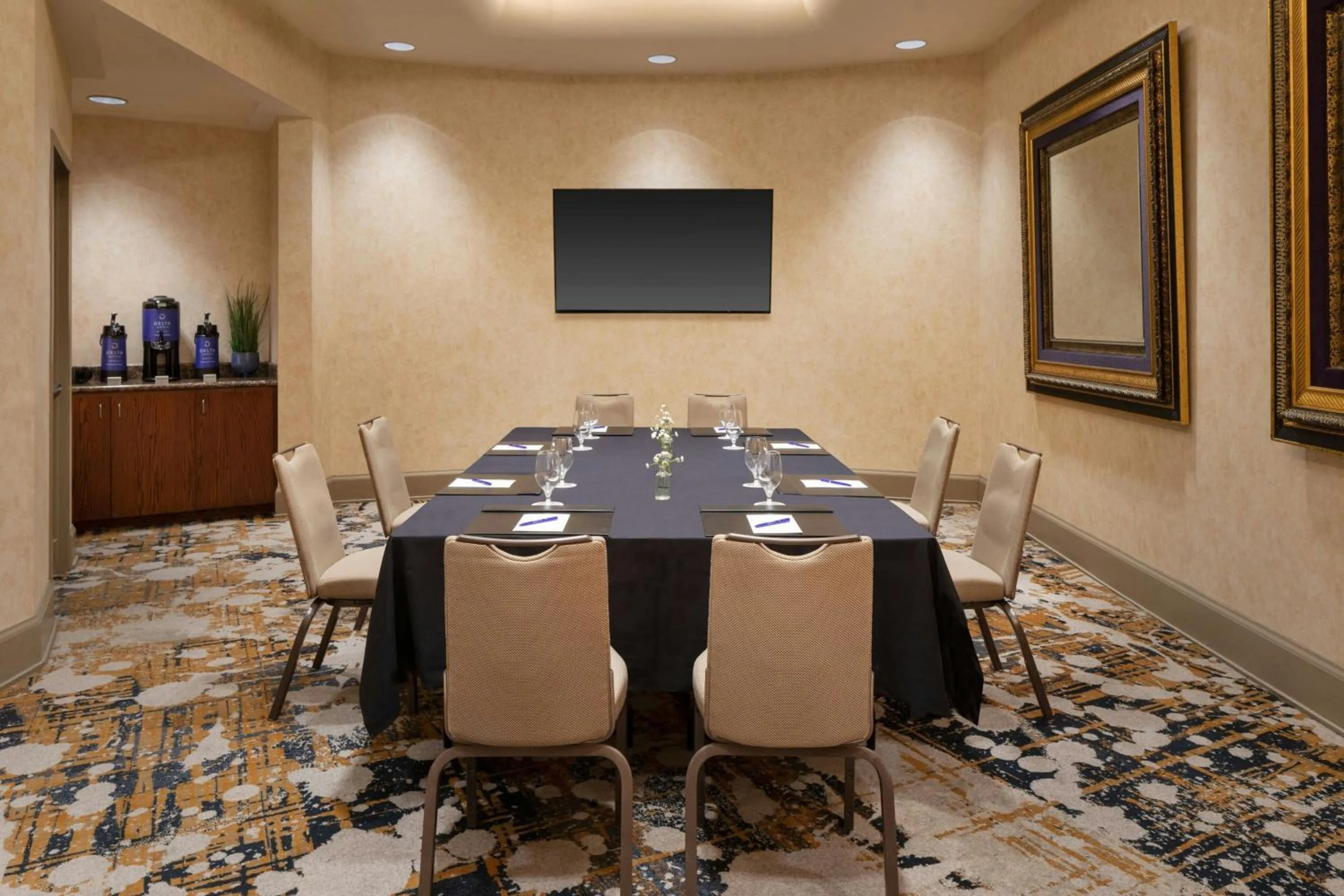 Meeting/conference room in Delta Hotels by Marriott Phoenix Mesa
