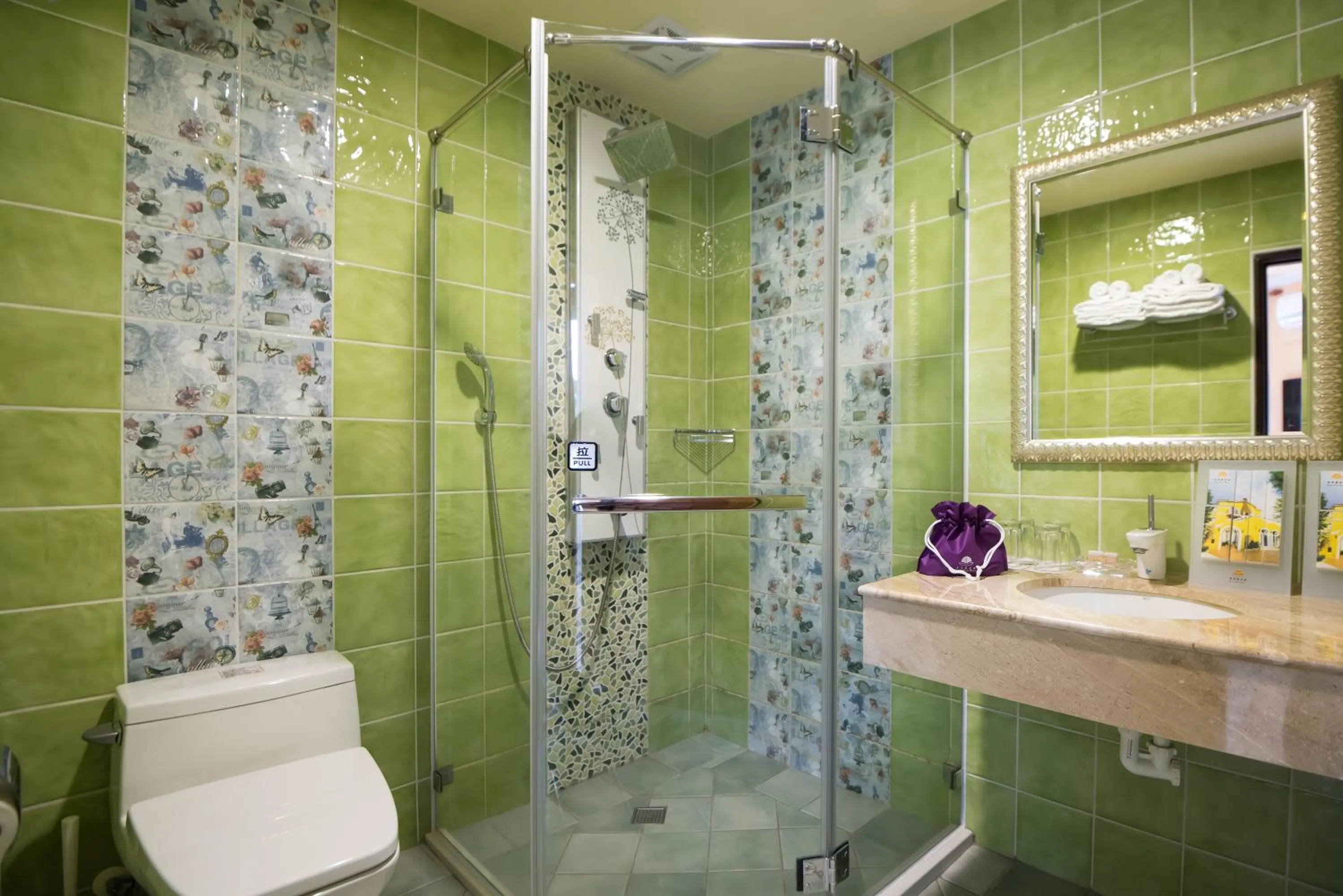 Bathroom in Saint Paul Villa