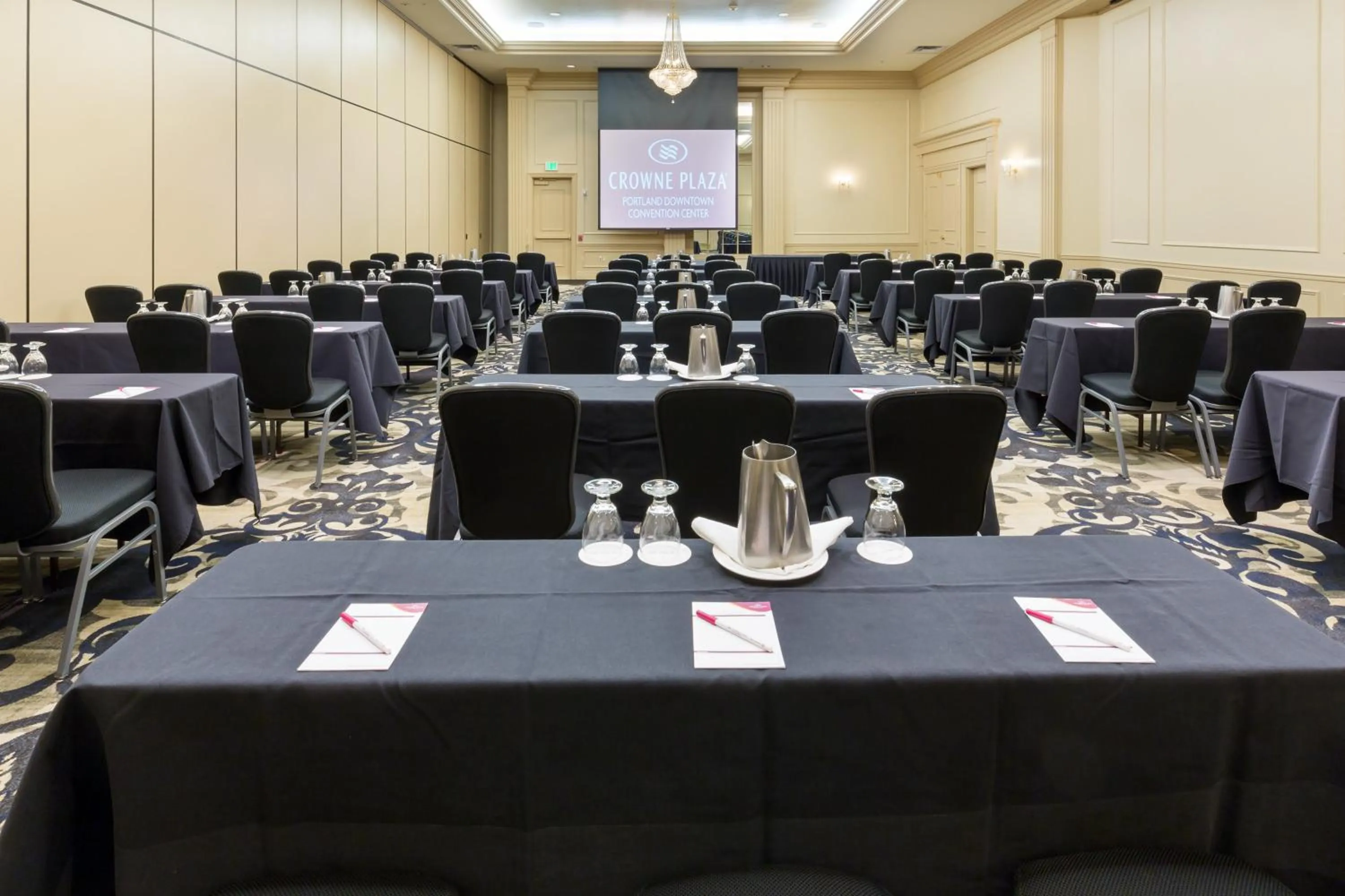 Meeting/conference room in Crowne Plaza Hotel Portland-Downtown Convention Center by IHG