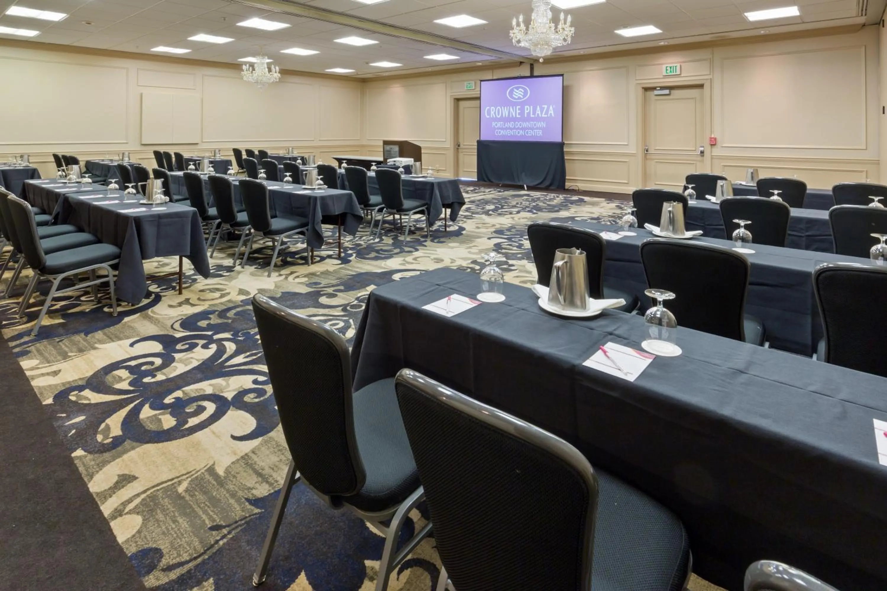 Meeting/conference room in Crowne Plaza Hotel Portland-Downtown Convention Center by IHG