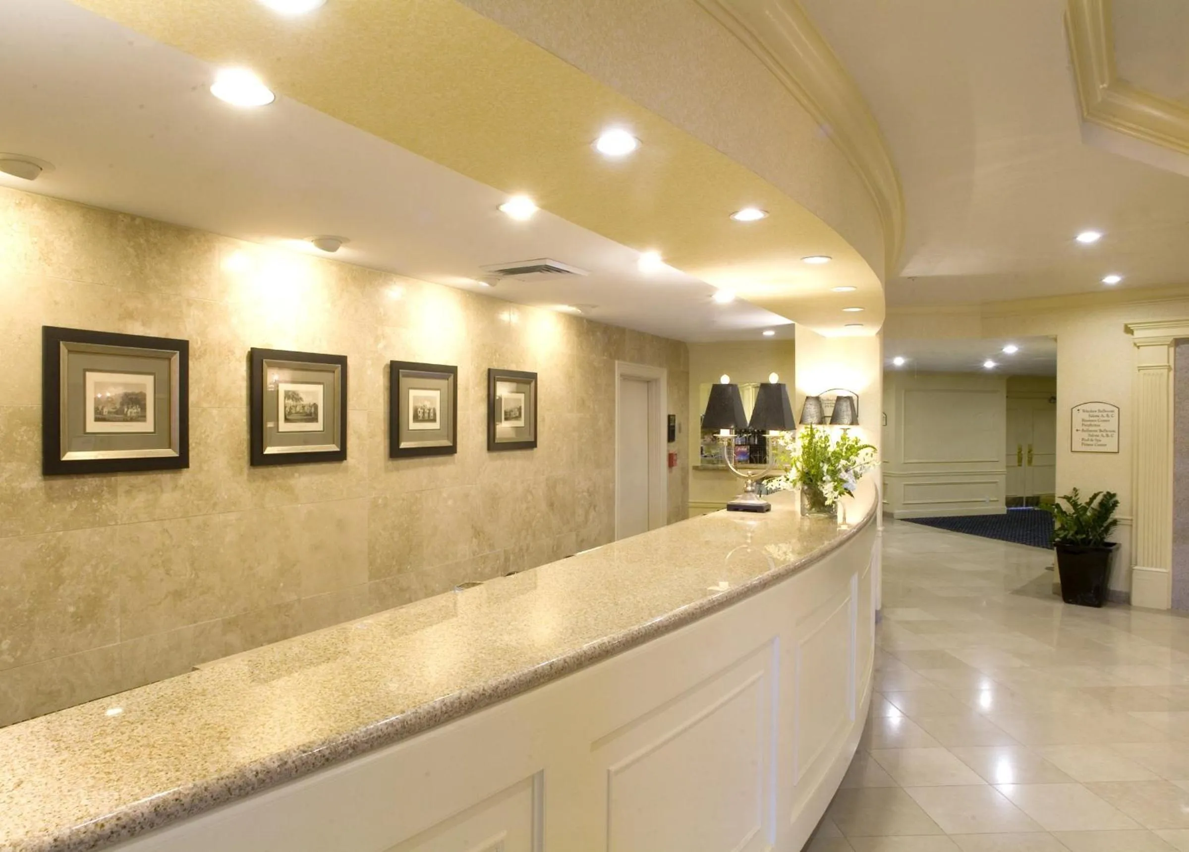 Lobby or reception in Crowne Plaza Hotel Portland-Downtown Convention Center by IHG