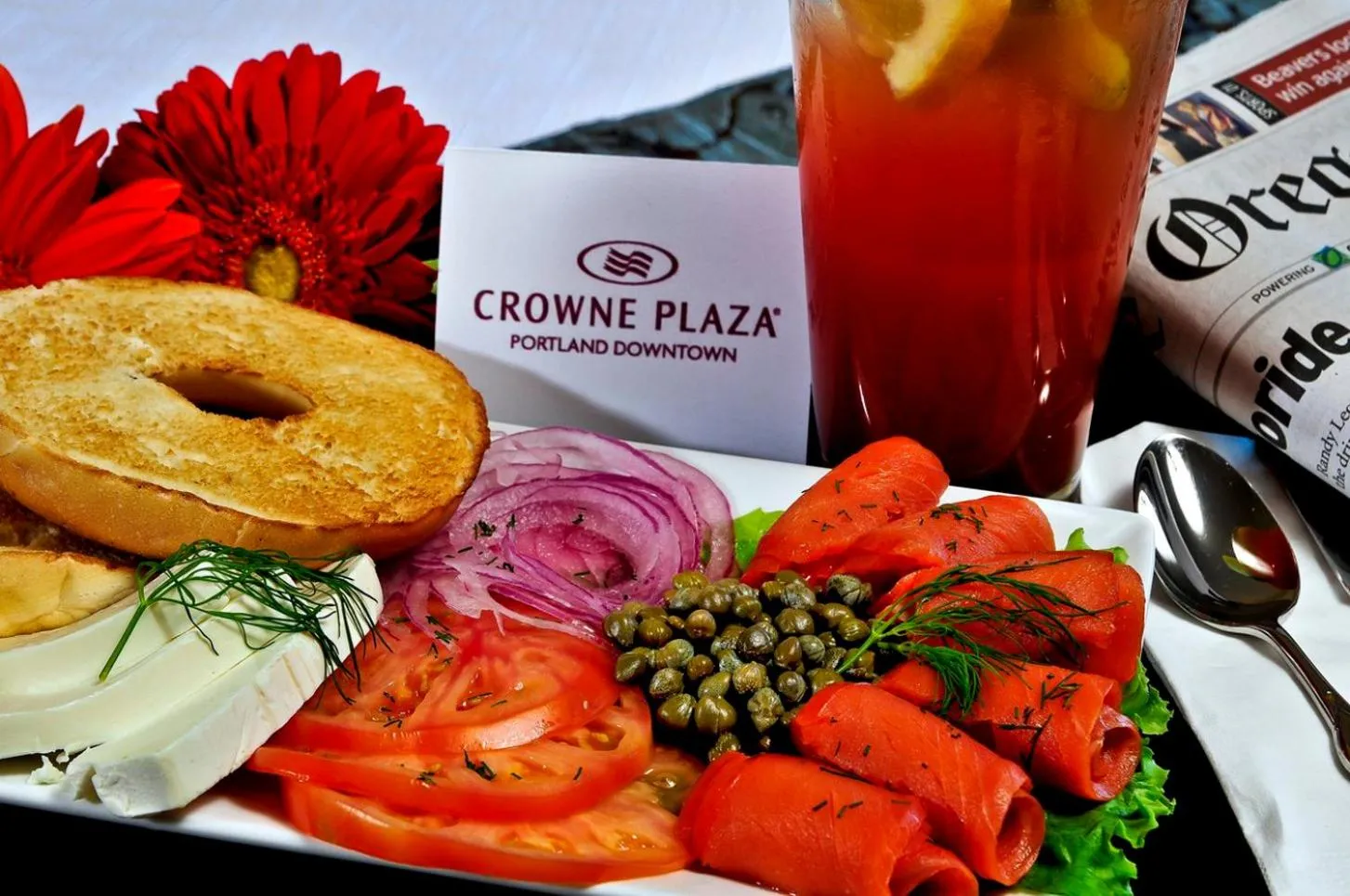 Restaurant/places to eat in Crowne Plaza Hotel Portland-Downtown Convention Center by IHG