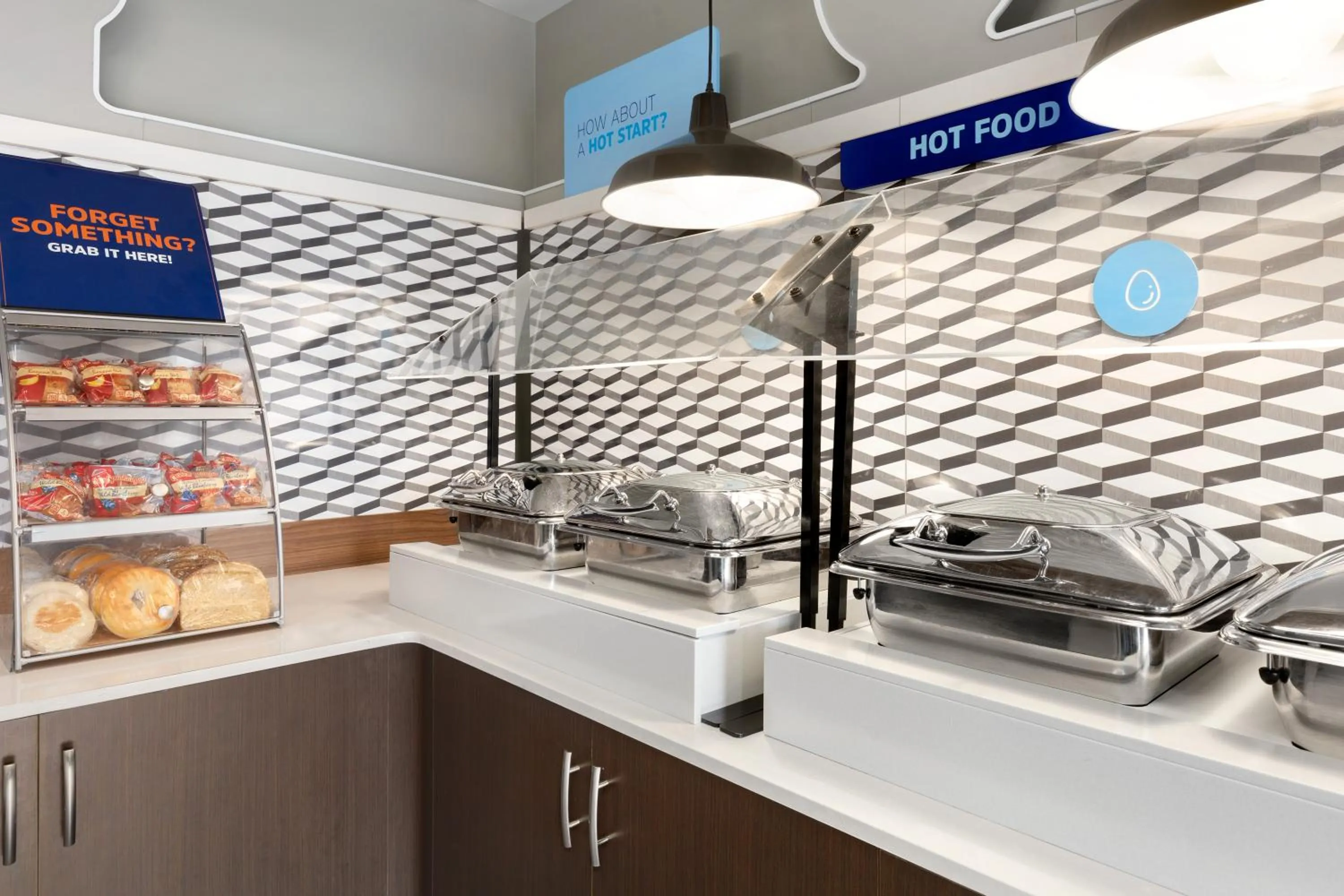 Breakfast in Holiday Inn Express & Suites Greenville-Downtown by IHG