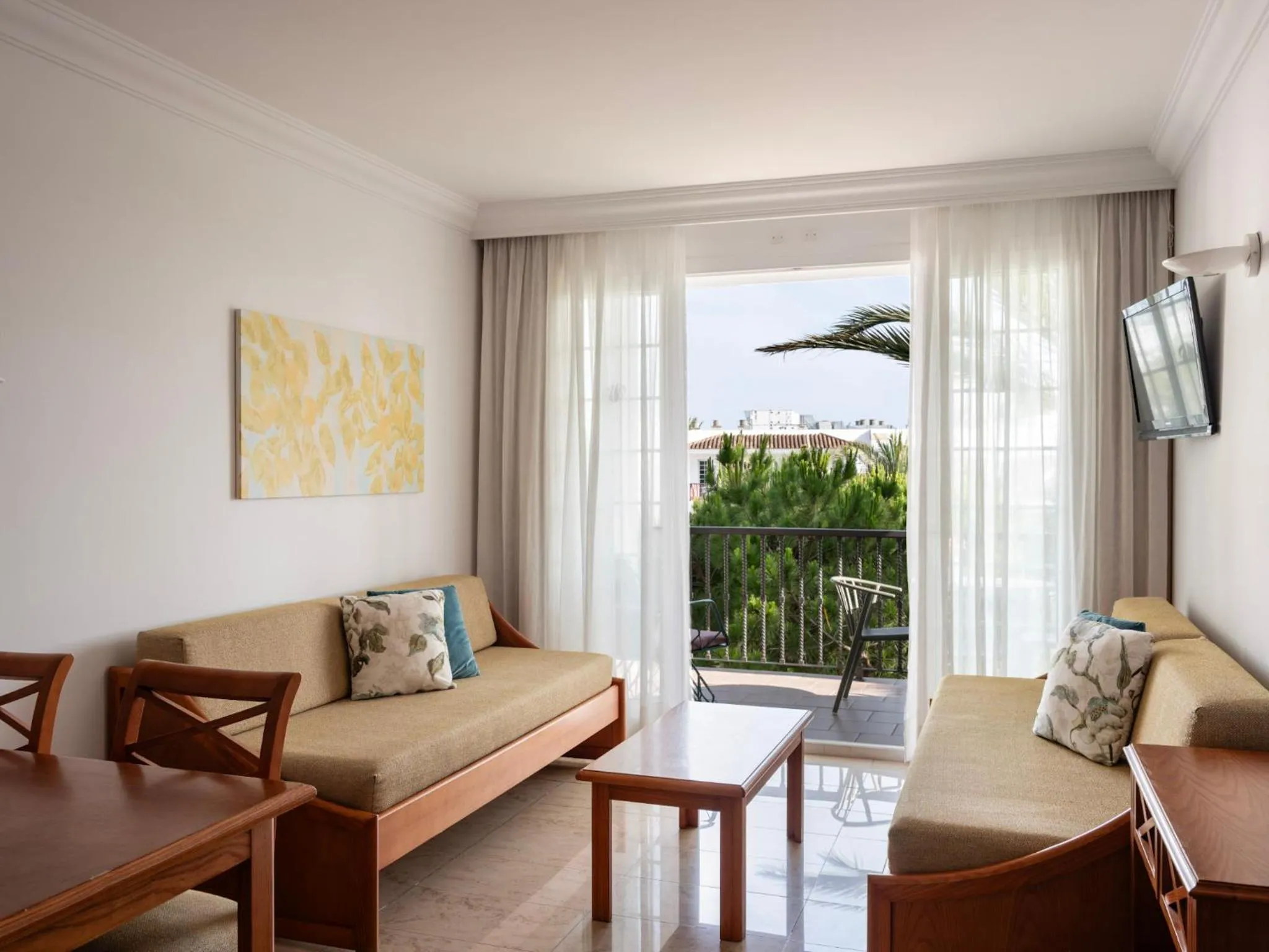 Living room in Inturotel Sa Marina