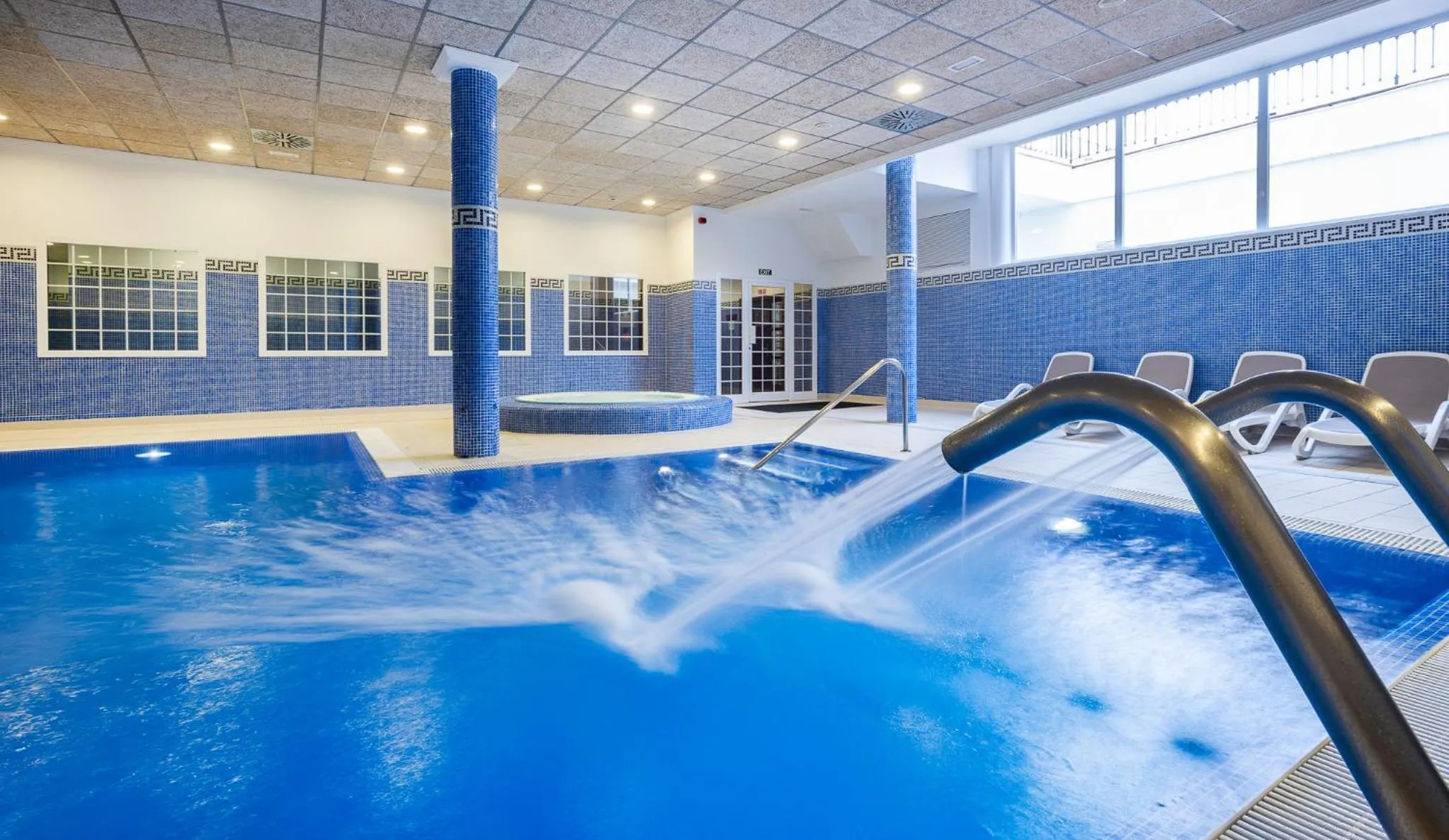 Hot Spring Bath in Inturotel Sa Marina