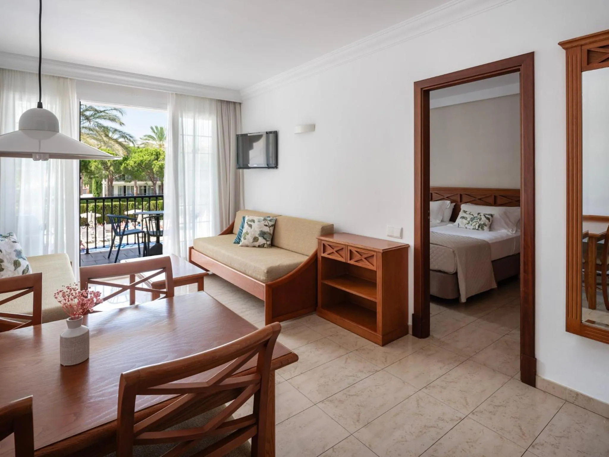 Living room, Bed in Inturotel Sa Marina