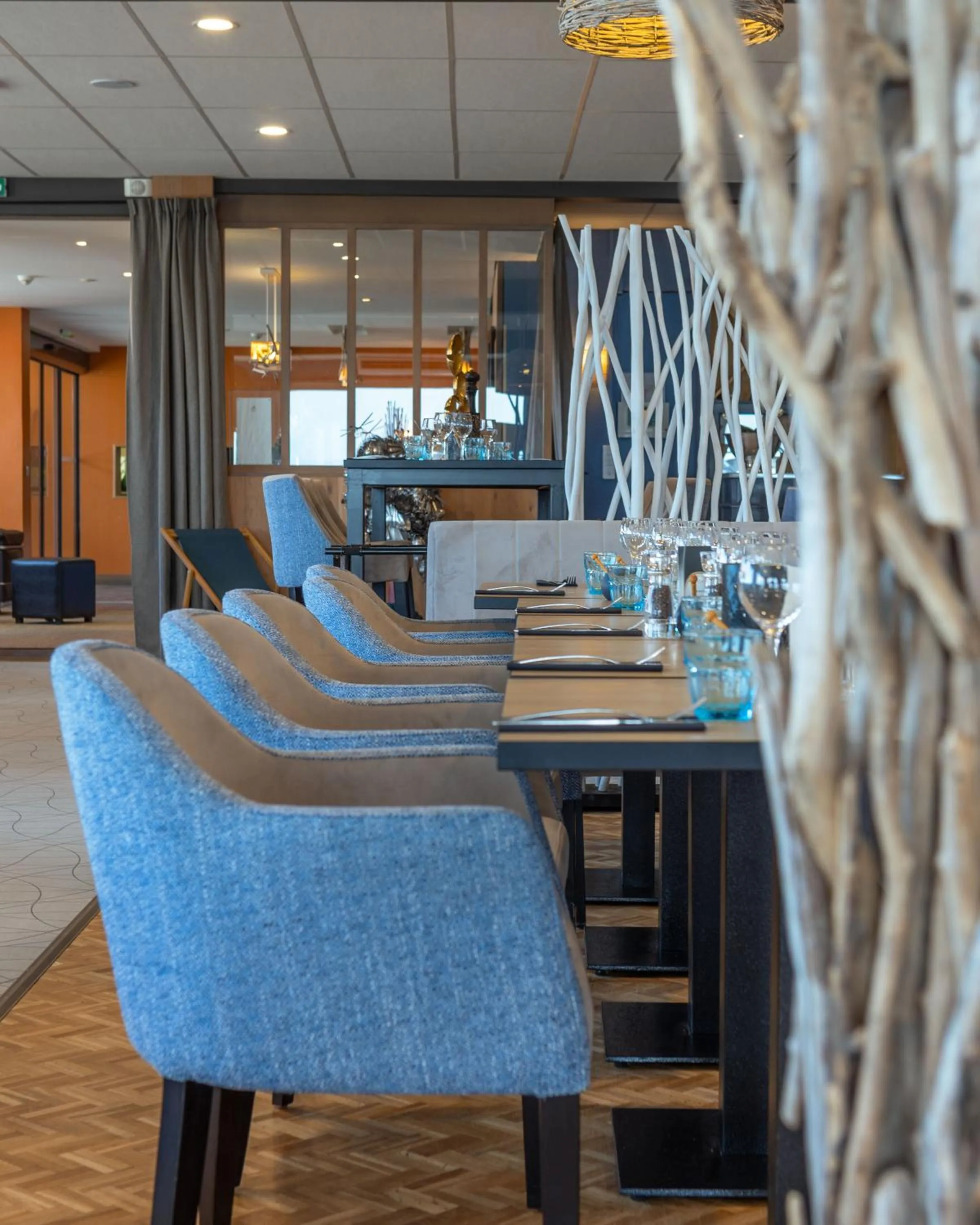 Restaurant/places to eat in Logis Hôtel Le Calluna Restaurant La Flottille