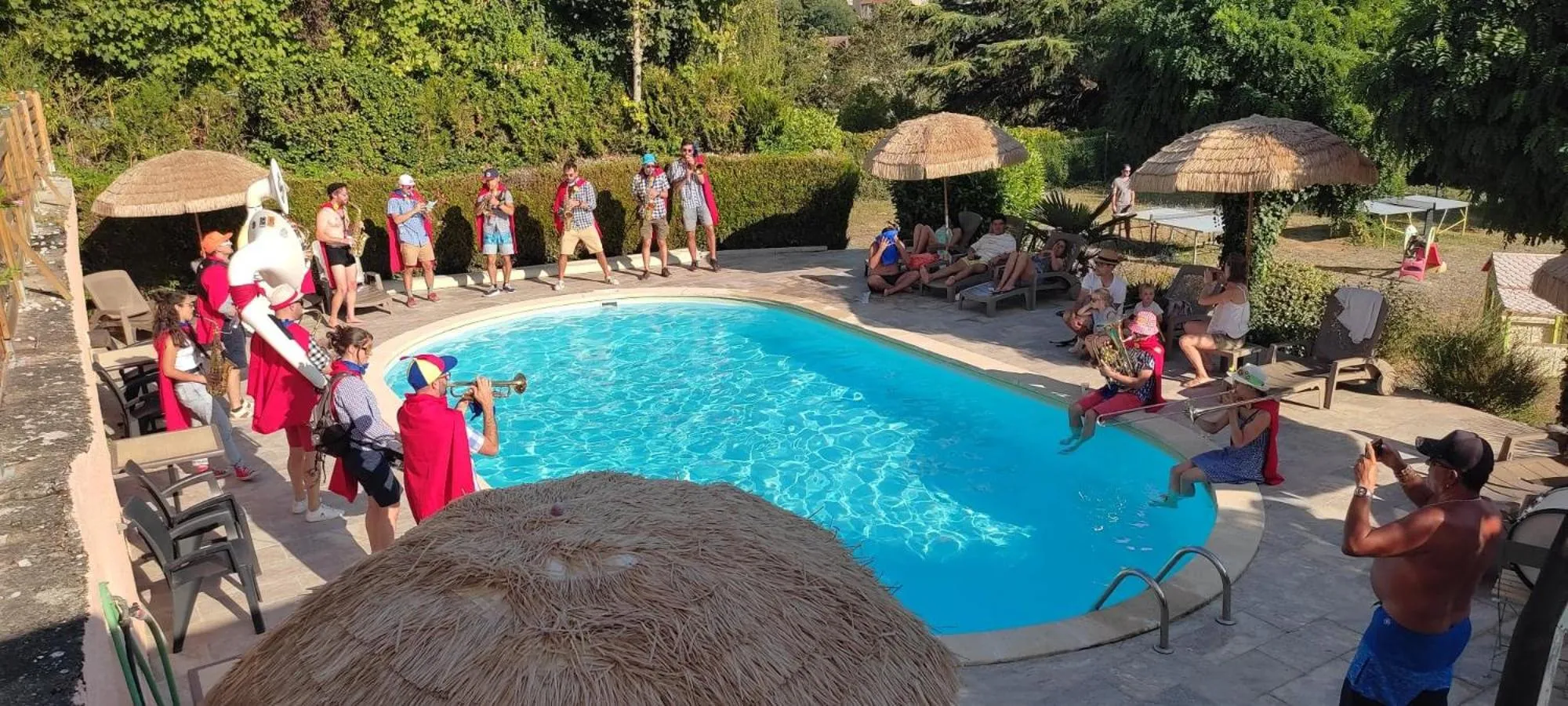 Swimming pool in Hotel Belle Vue