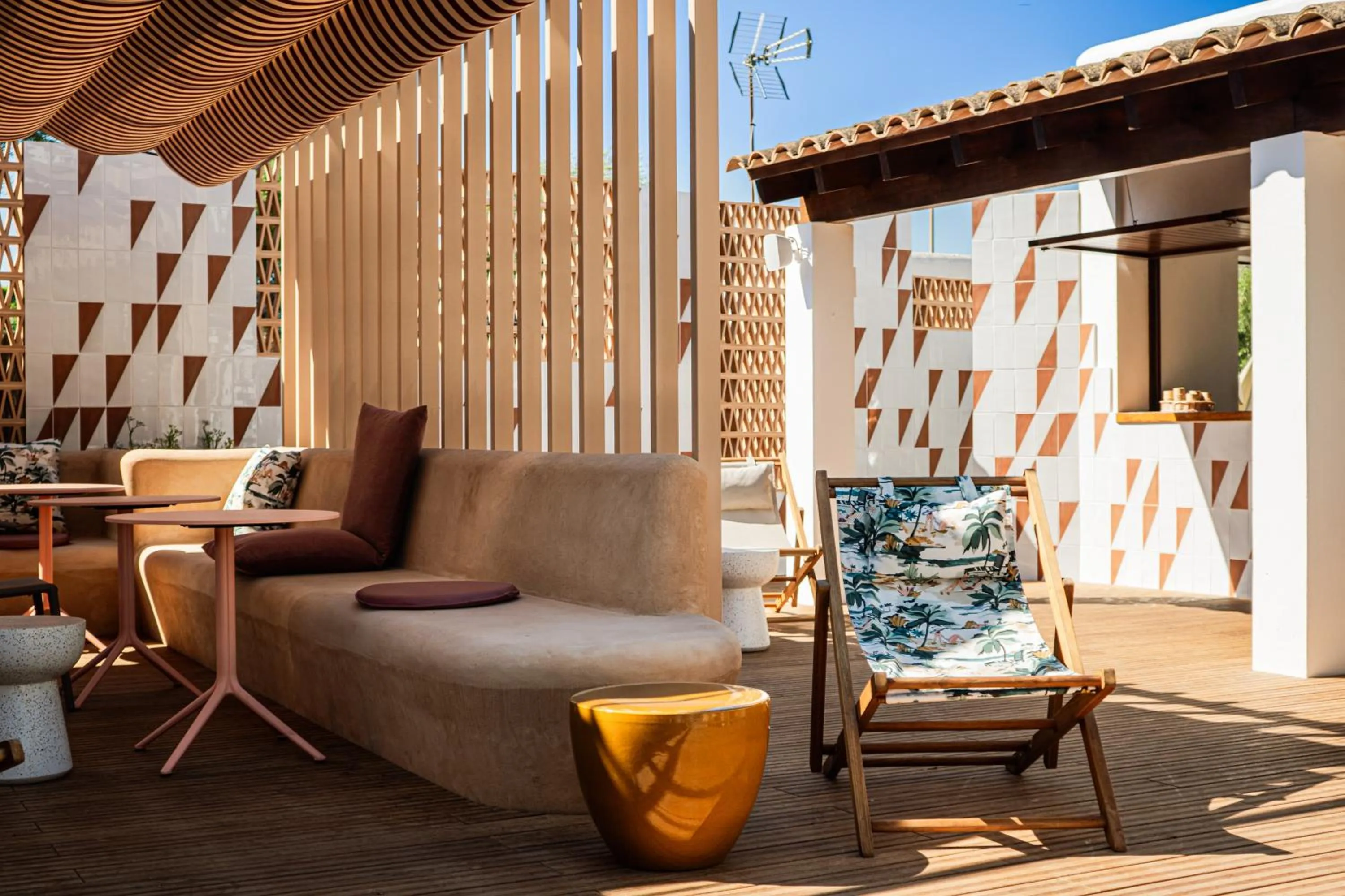 Restaurant/places to eat in Inturotel Esmeralda Garden