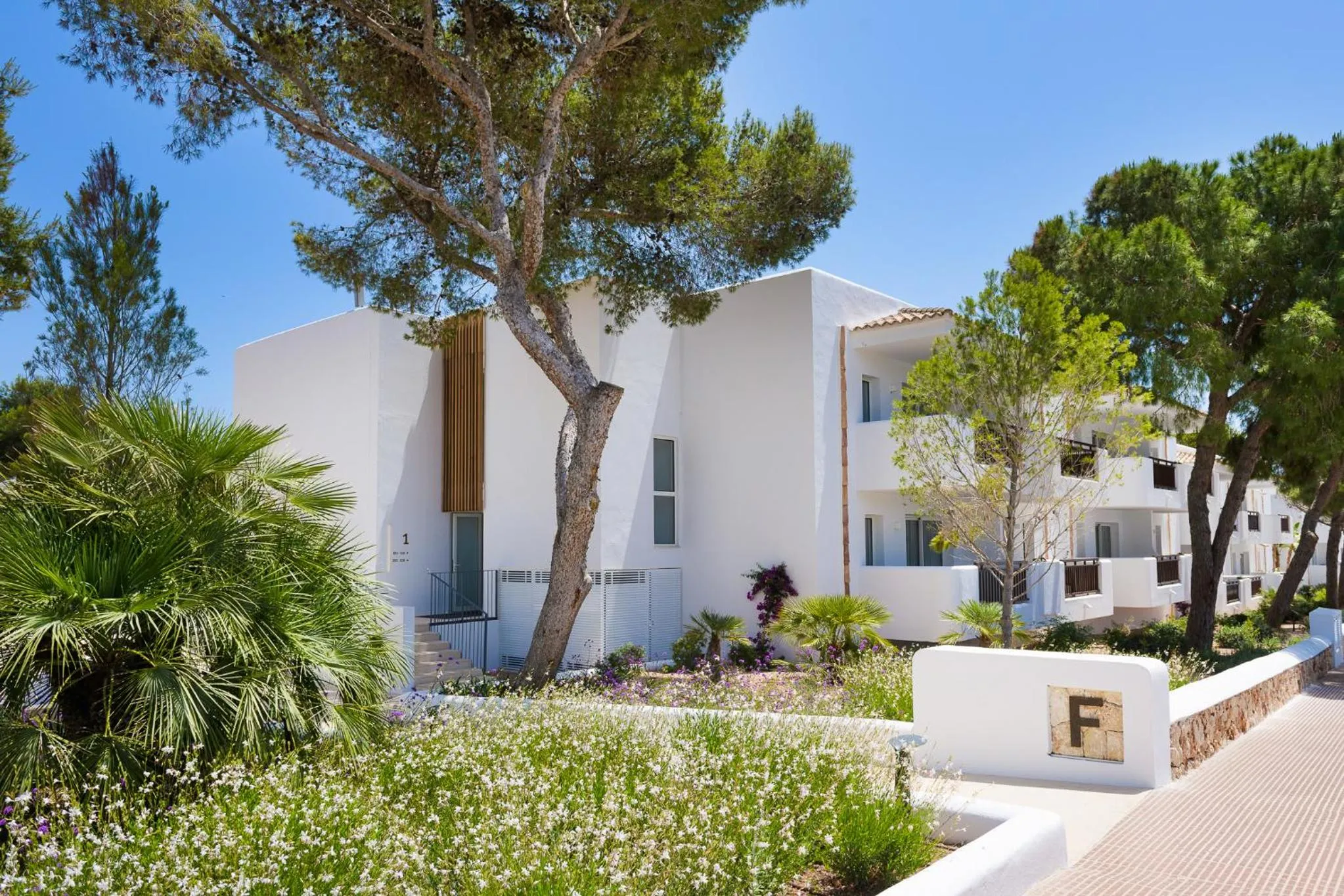 Facade/entrance in Inturotel Cala Azul