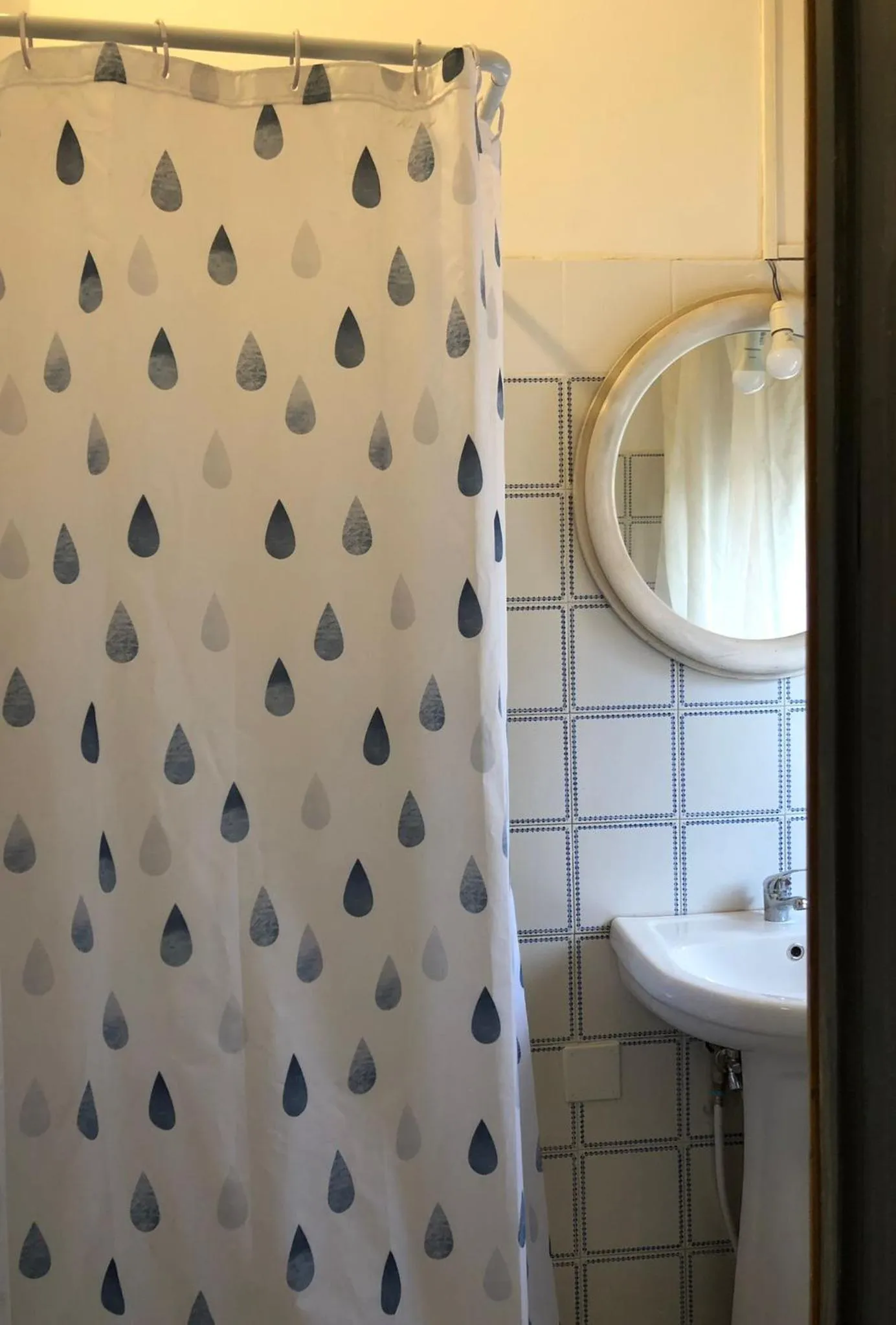 Bathroom in Venice Treviso Airport Bed