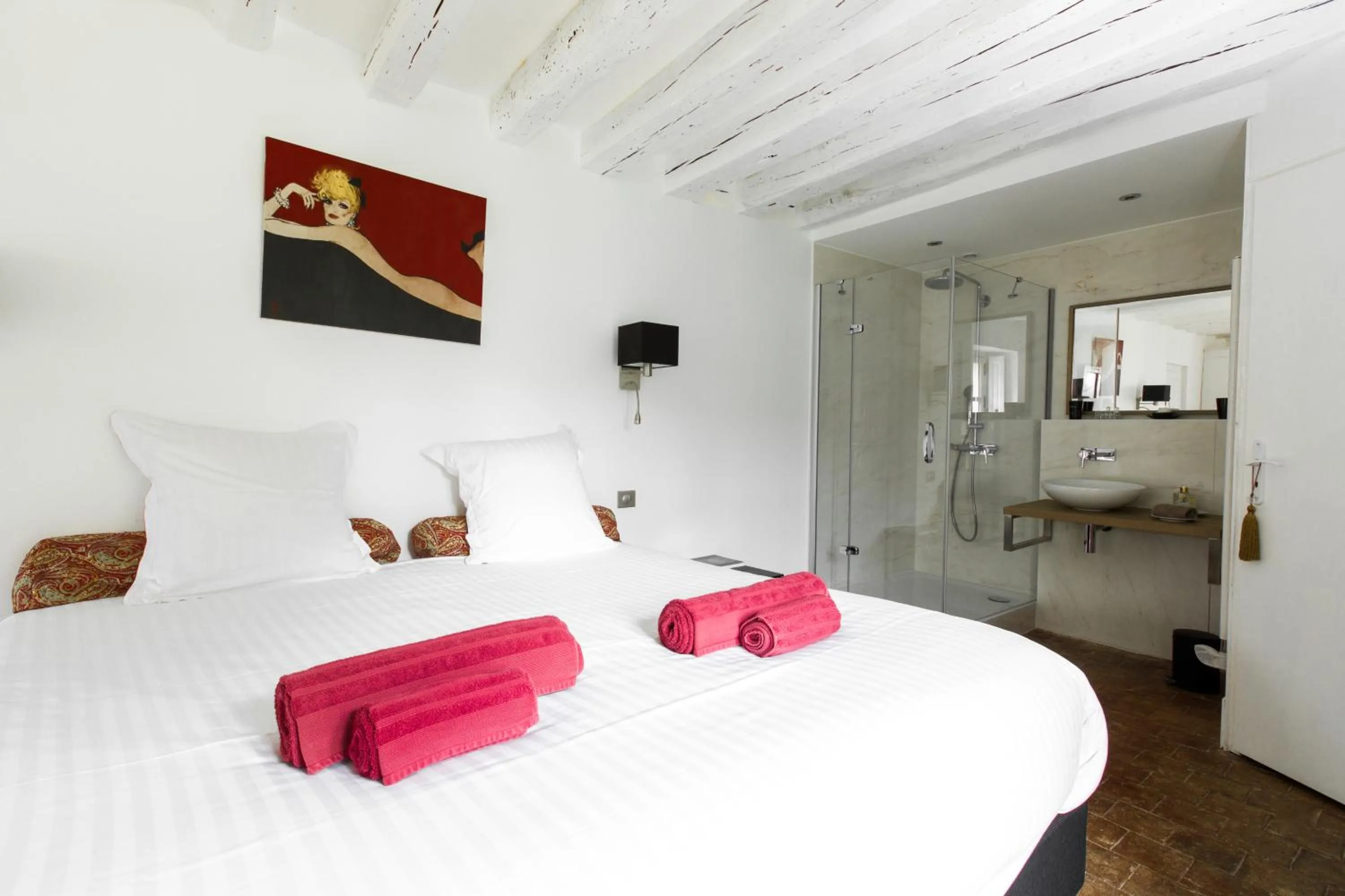 Bed in Chateau de Moison, Domaine Eco Nature