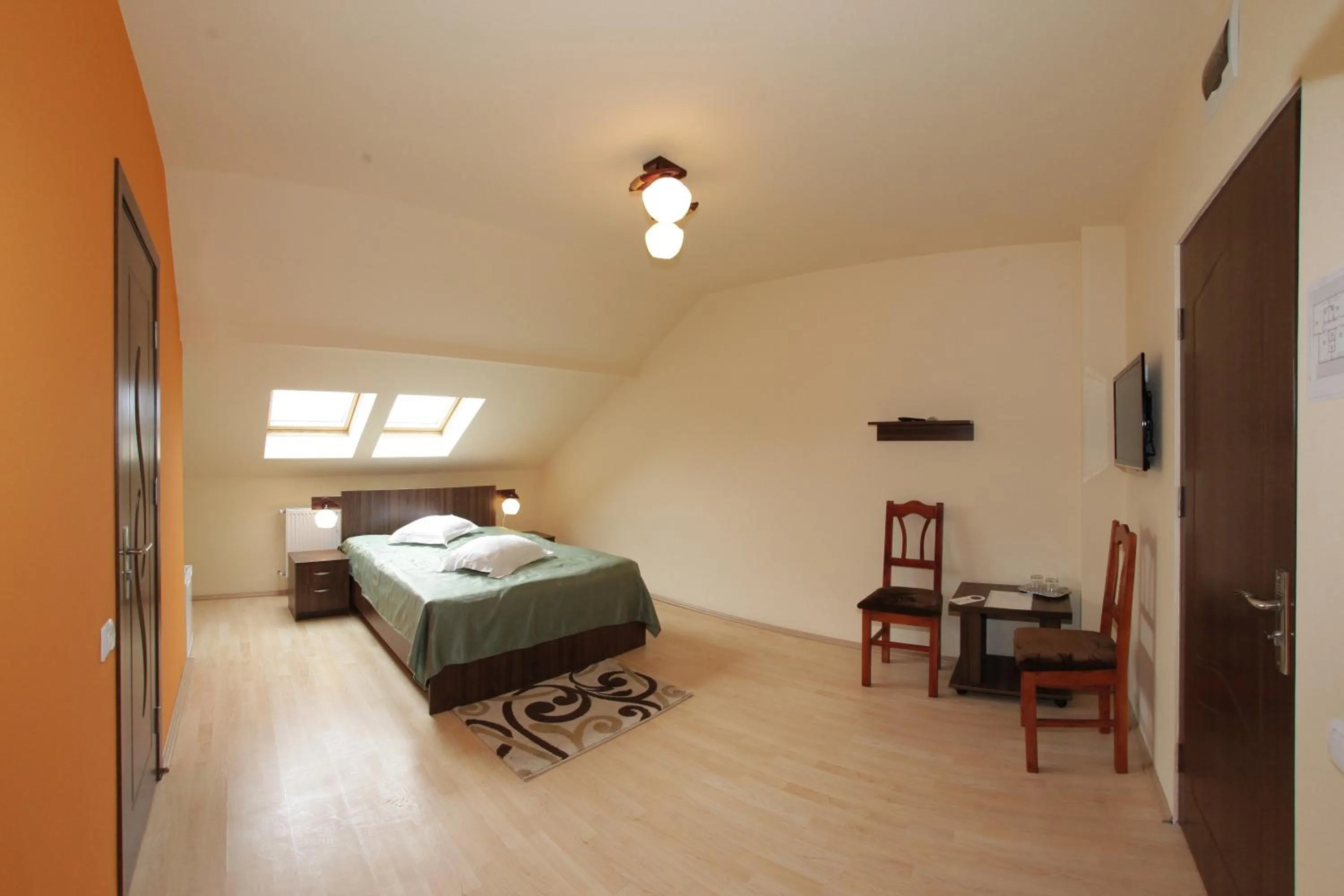 Day, Bed in Pensiunea Muresul