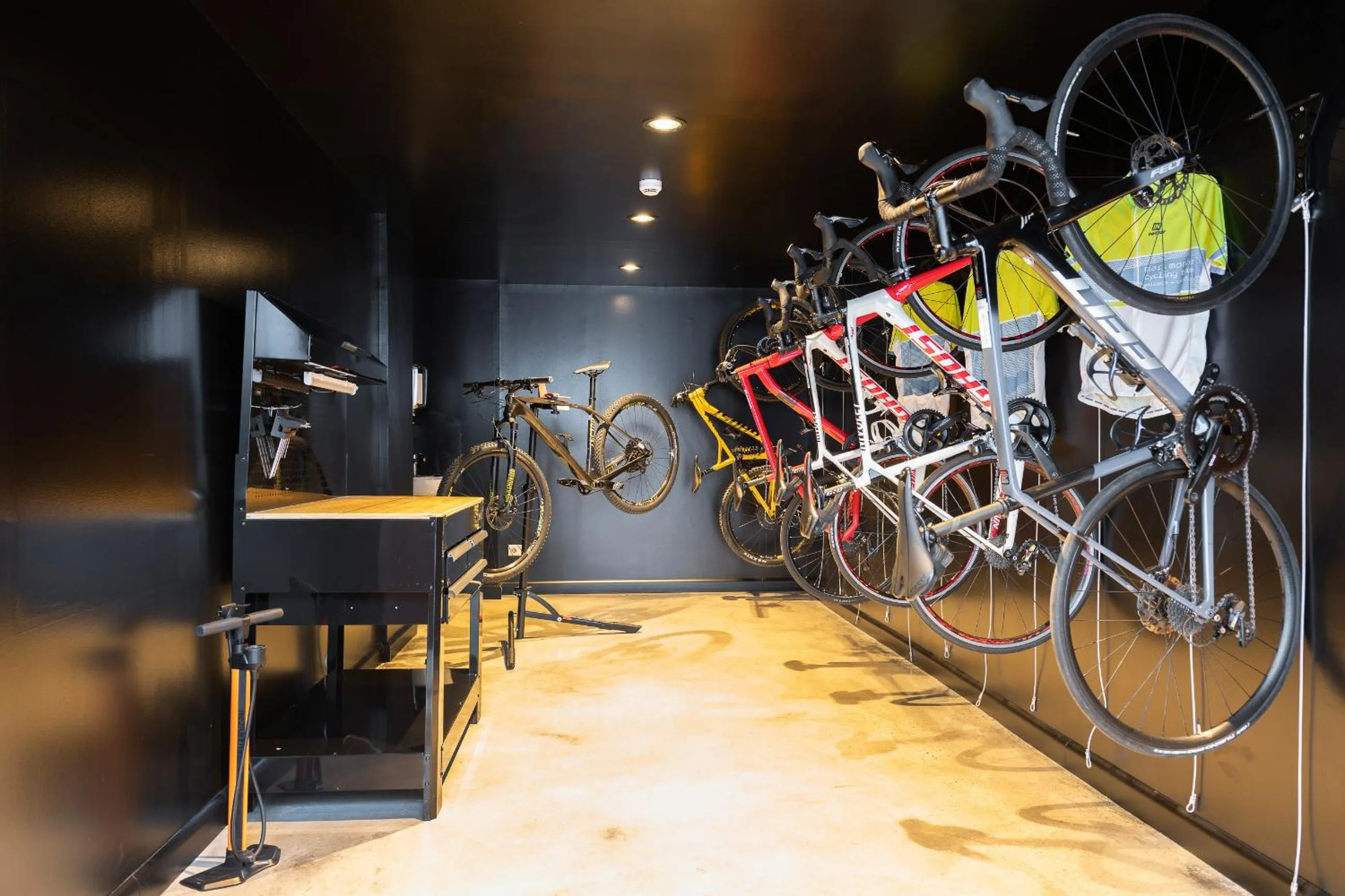 Activities in Inturotel Cala Esmeralda Beach Hotel & Spa - Adults Only