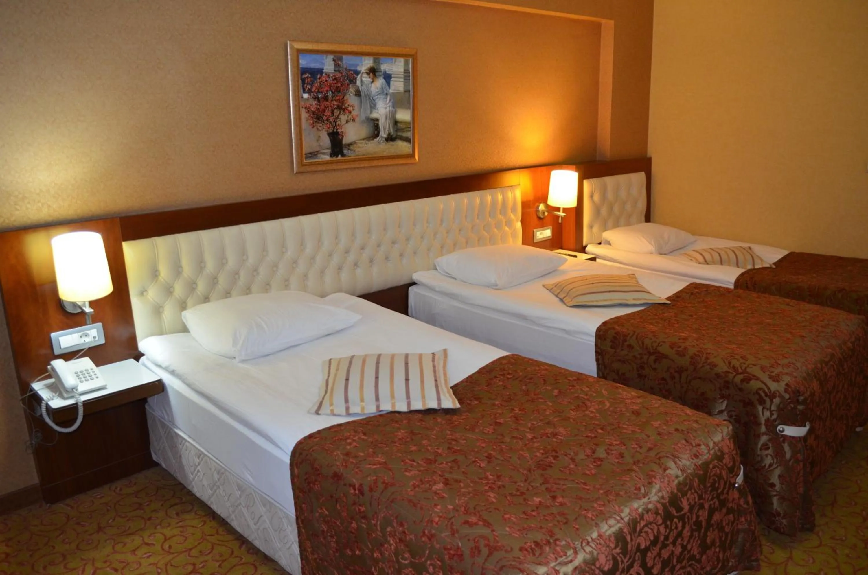 Bed in Yuksel Hotel