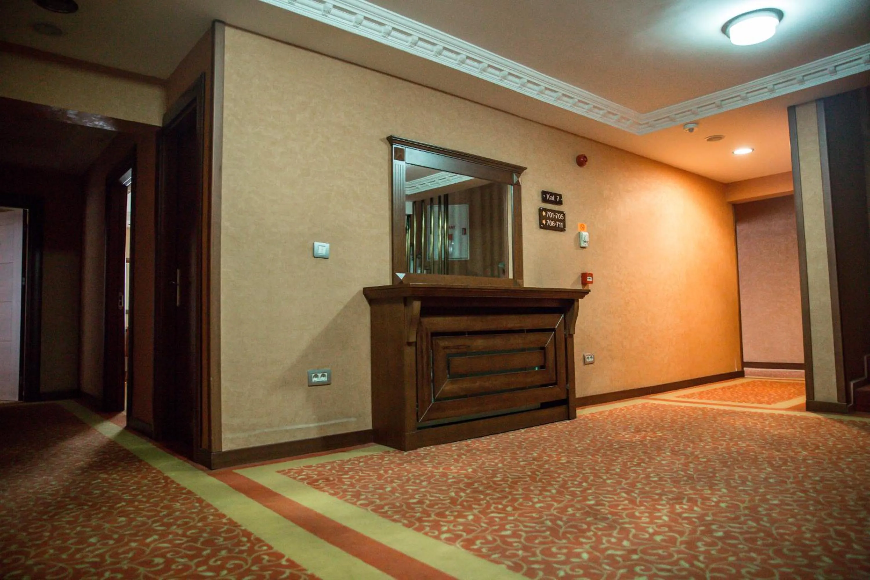 Facade/entrance in Yuksel Hotel